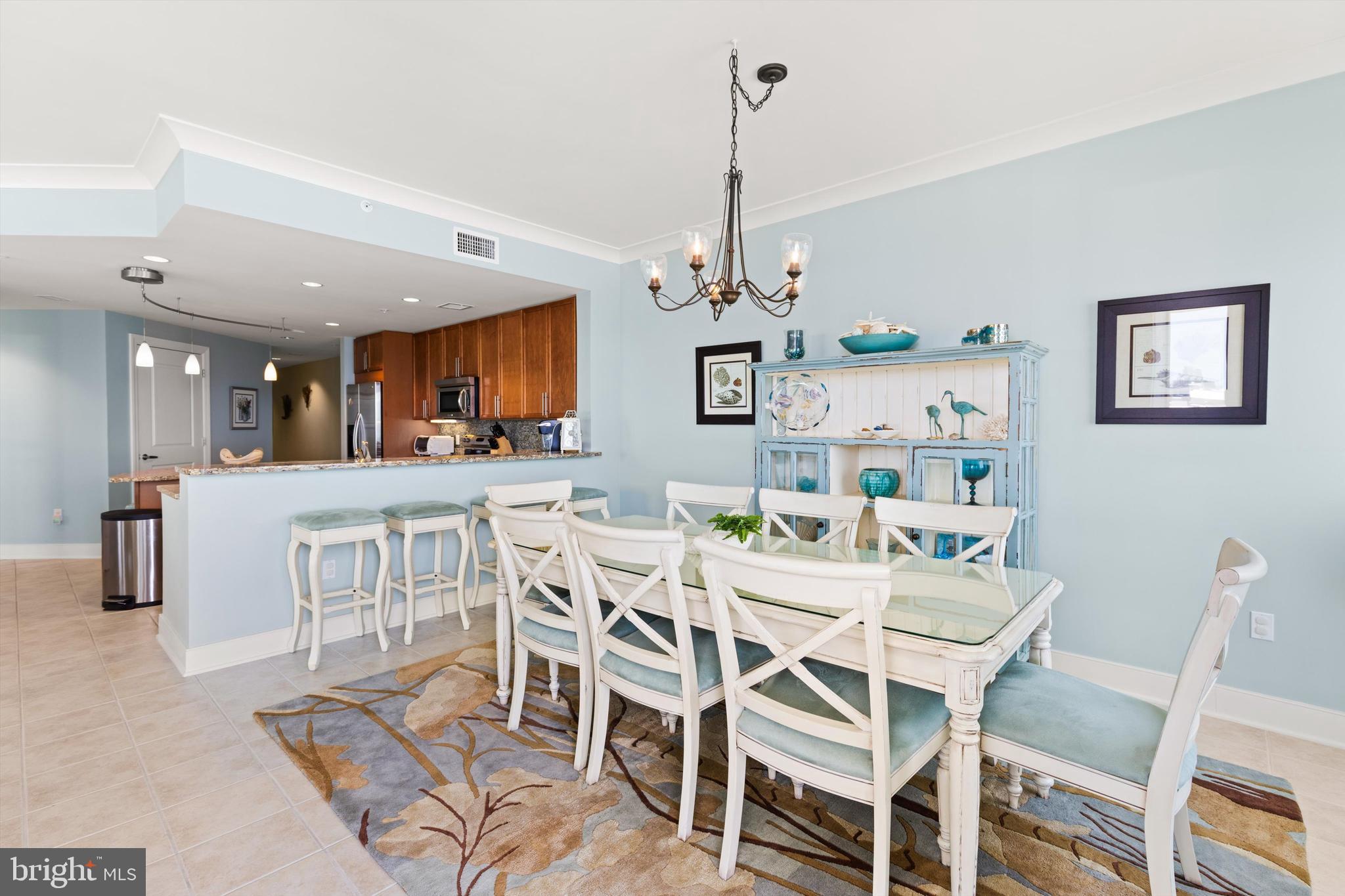 2 48TH STREET 706 GATEWAY GRAND