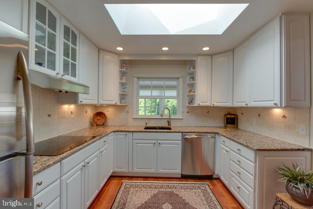 COX CREEK ACRES - Residential