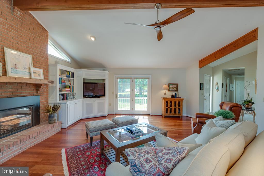 COX CREEK ACRES - Residential