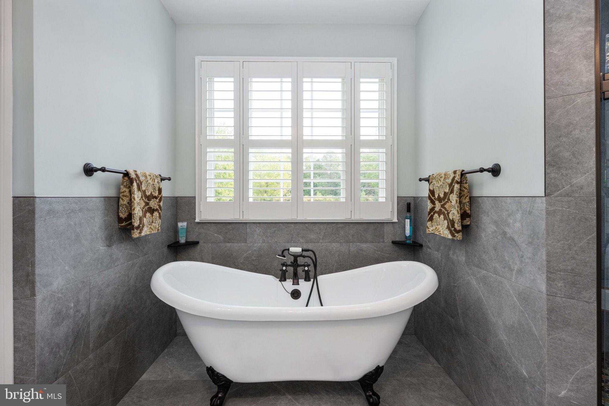 FAWN LAKE - Residential