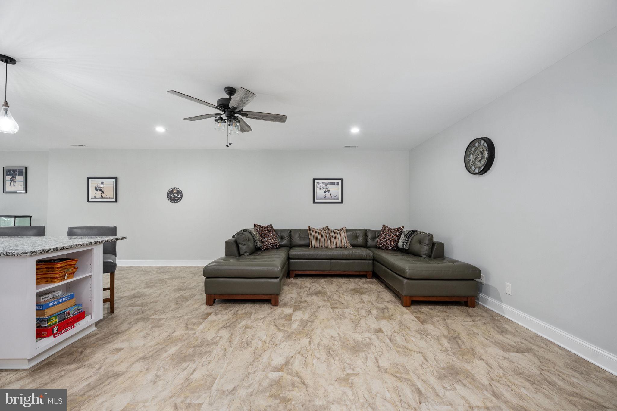 FAWN LAKE - Residential