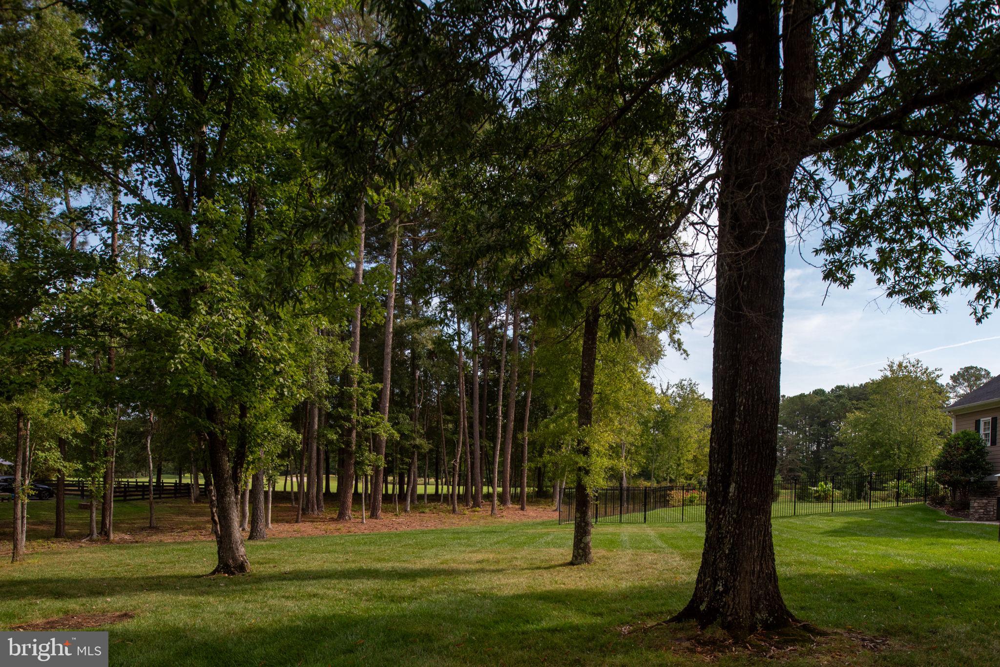 FAWN LAKE - Residential