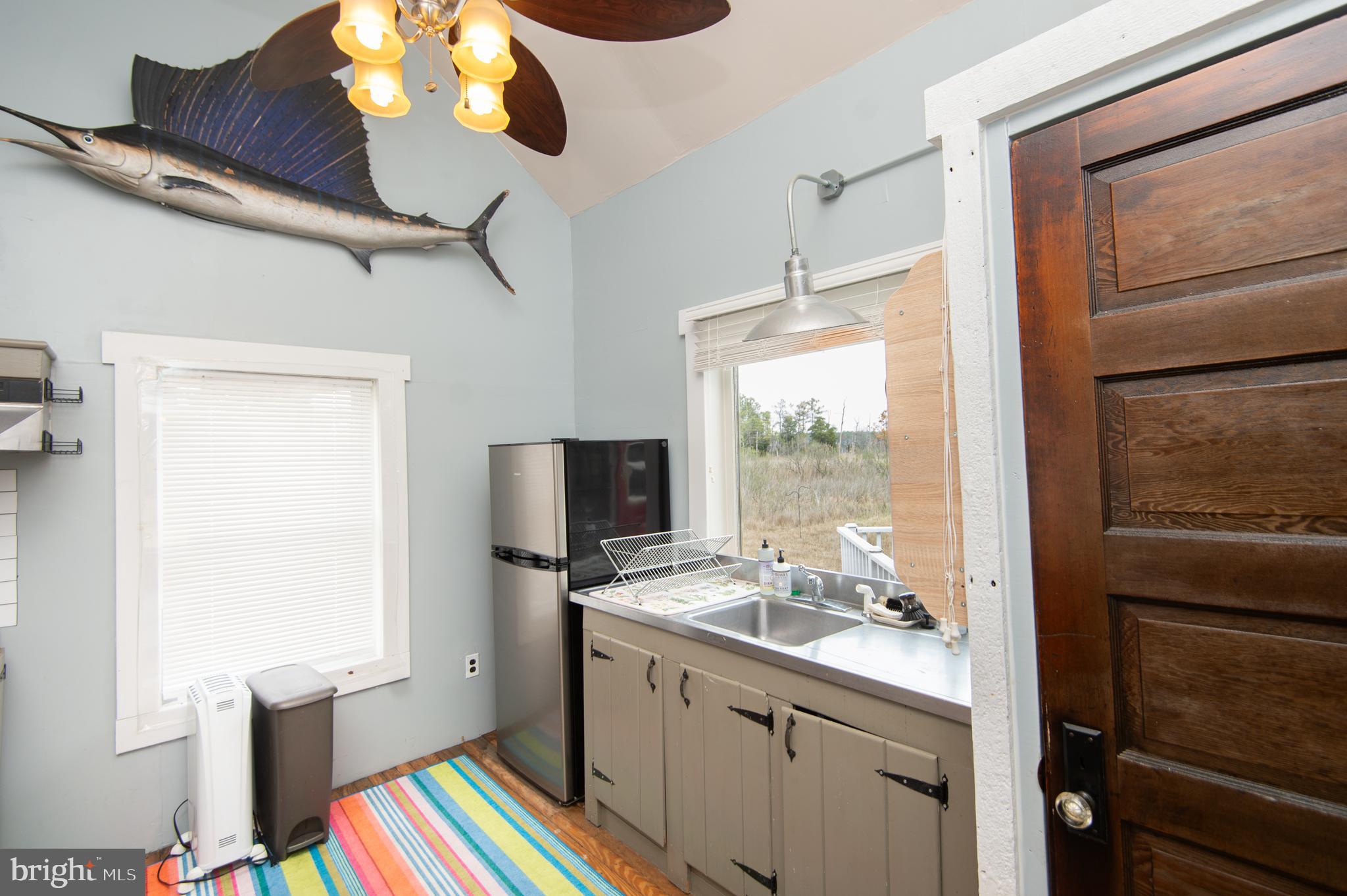 UPPER HOOPER ISLAND - Residential