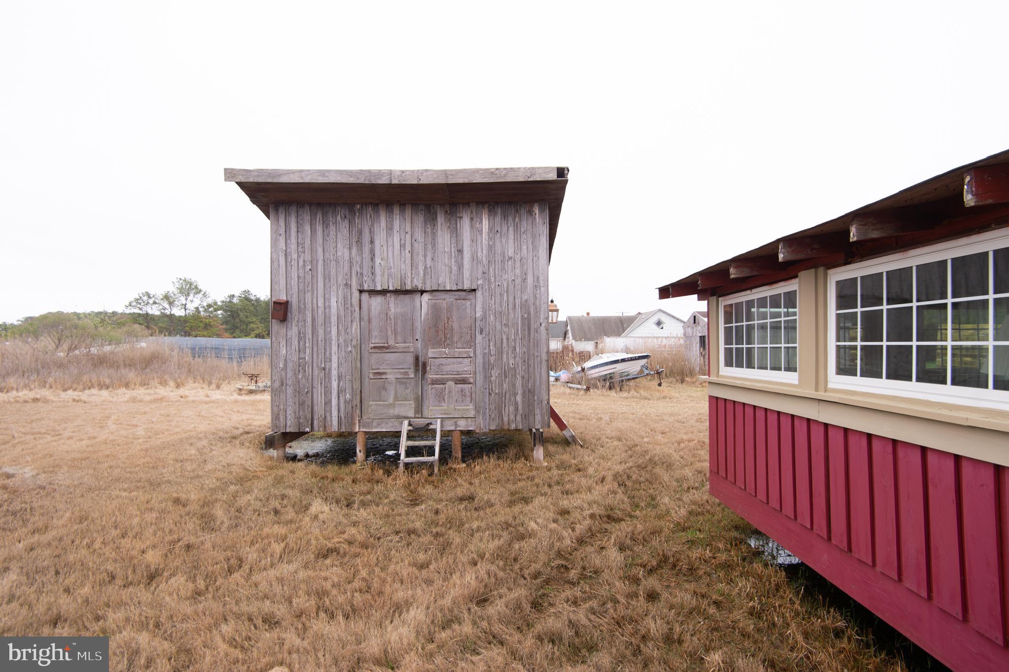 UPPER HOOPER ISLAND - Residential