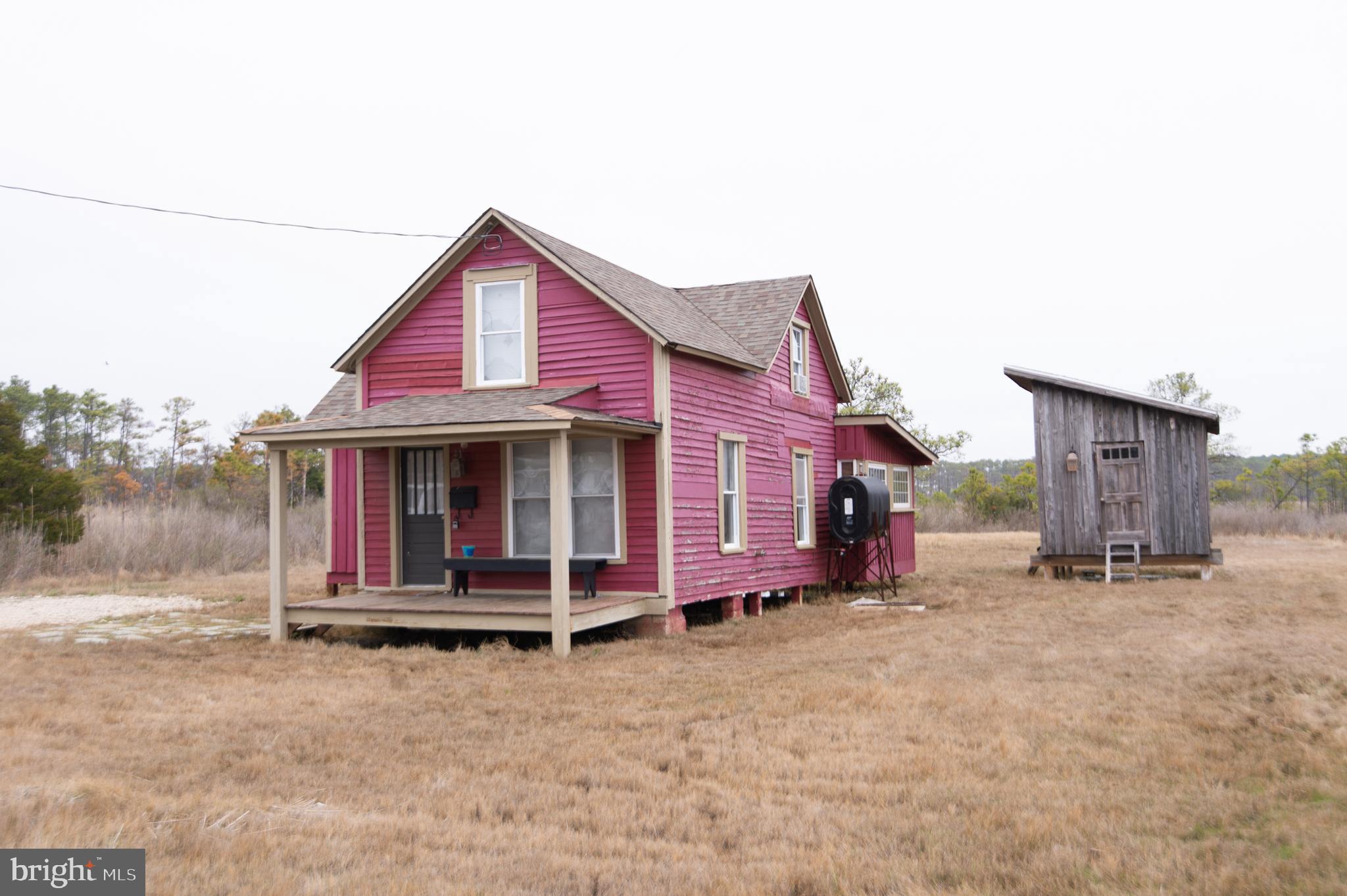 UPPER HOOPER ISLAND - Residential