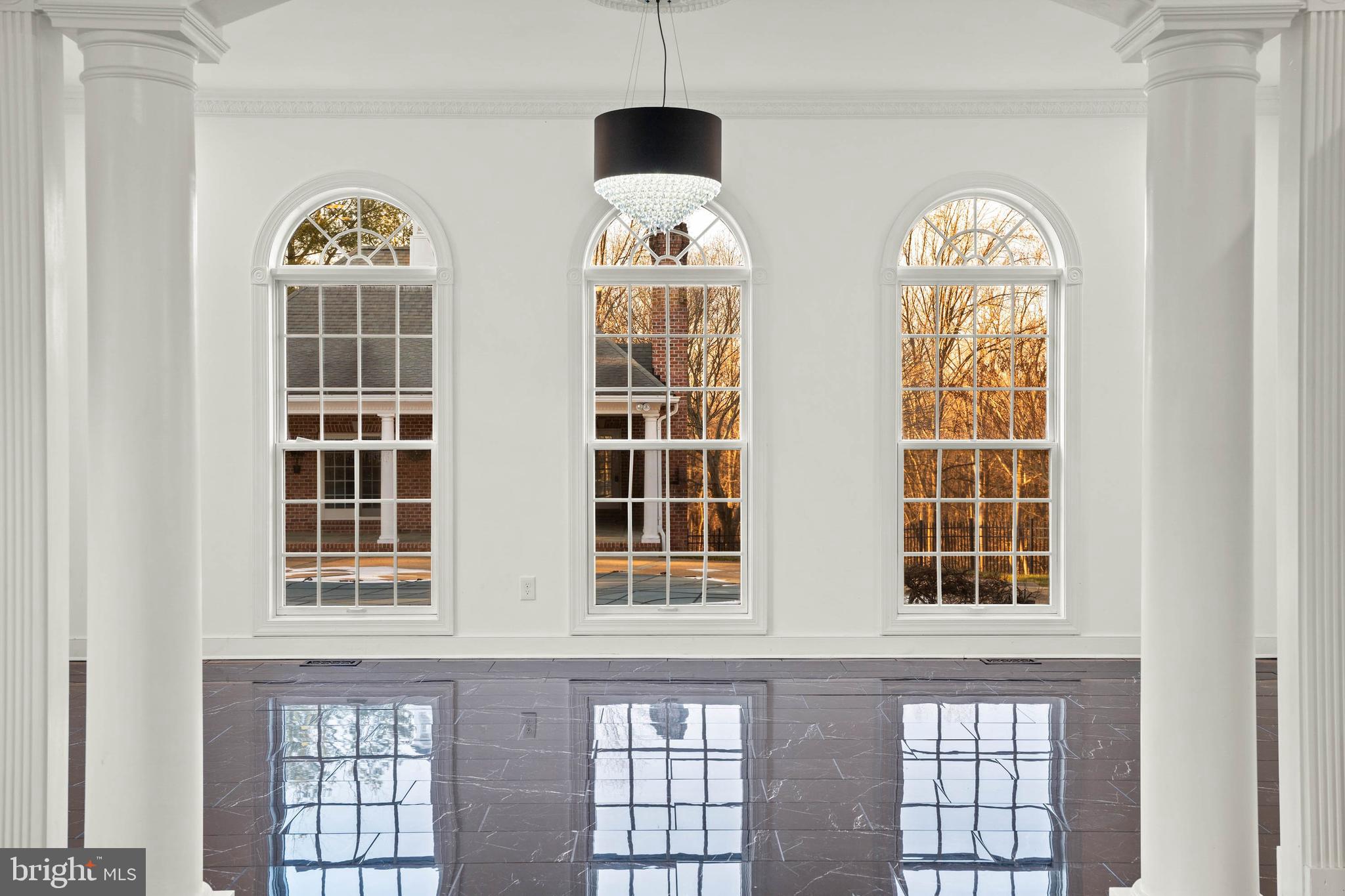 BROOKFIELD - Residential