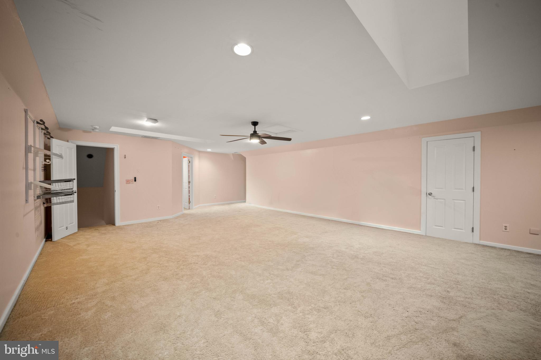 BROOKFIELD - Residential