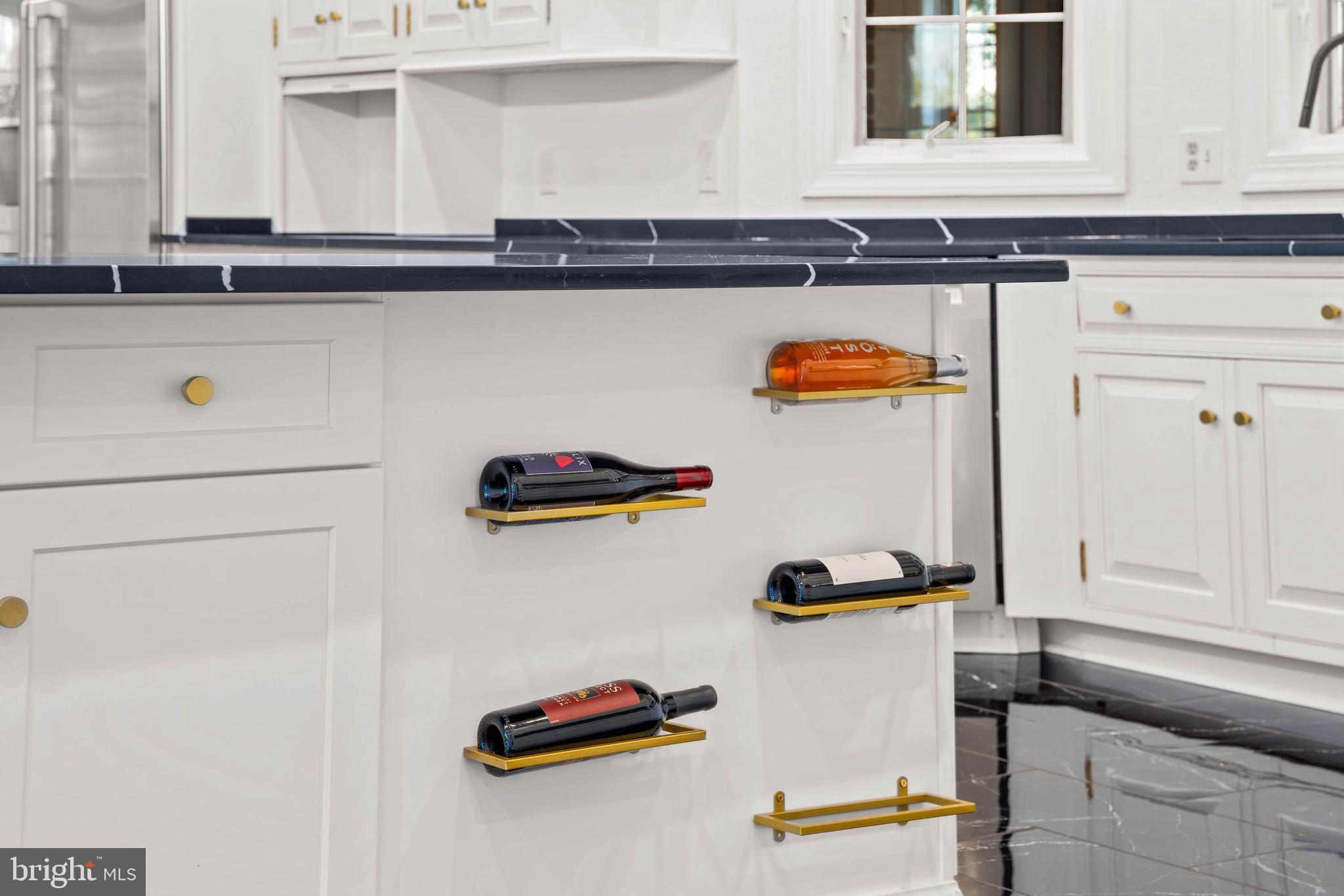 BROOKFIELD - Residential