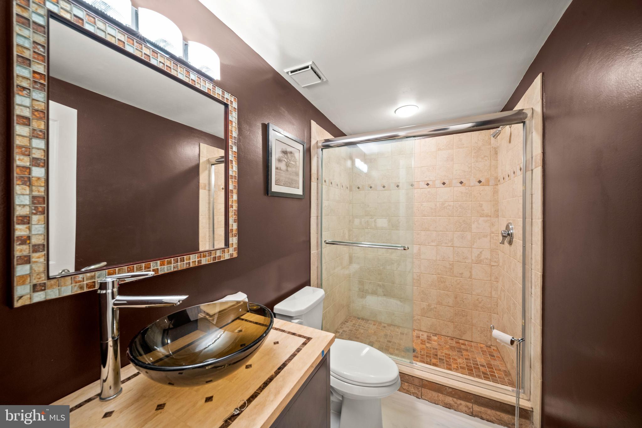 BROOKFIELD - Residential