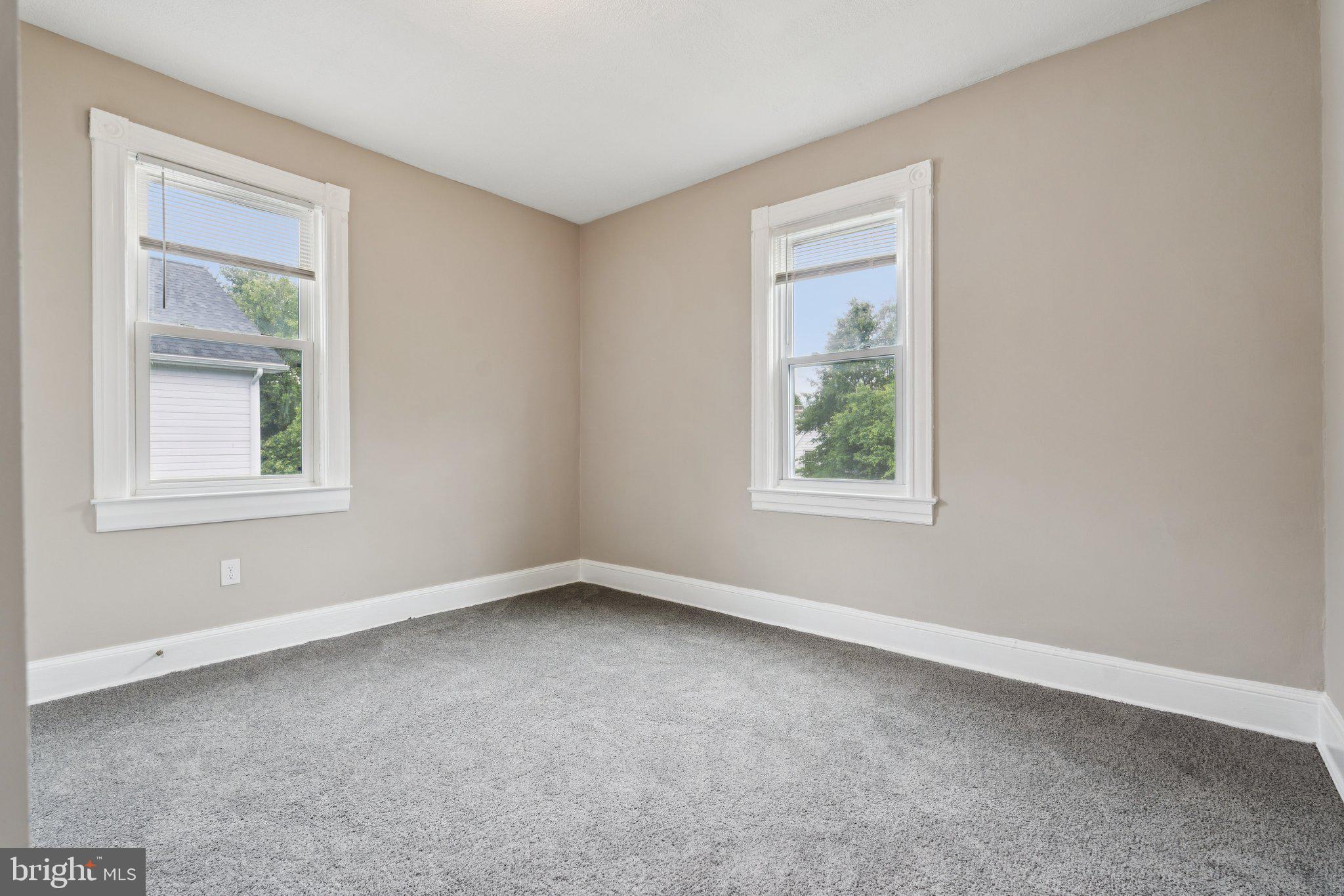 LAURAVILLE HISTORIC DISTRICT - Residential Lease