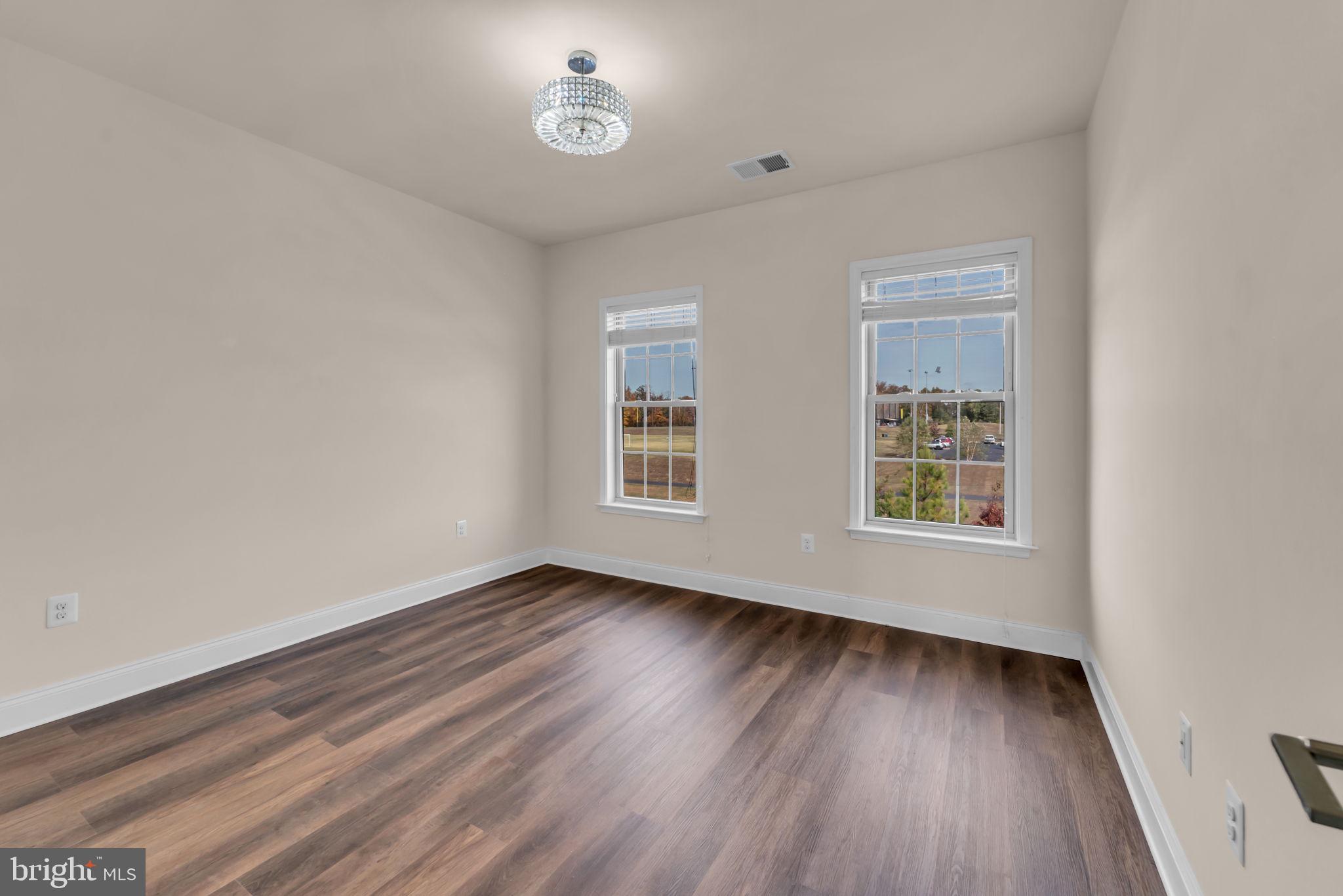 MOOREFIELD STATION - Residential