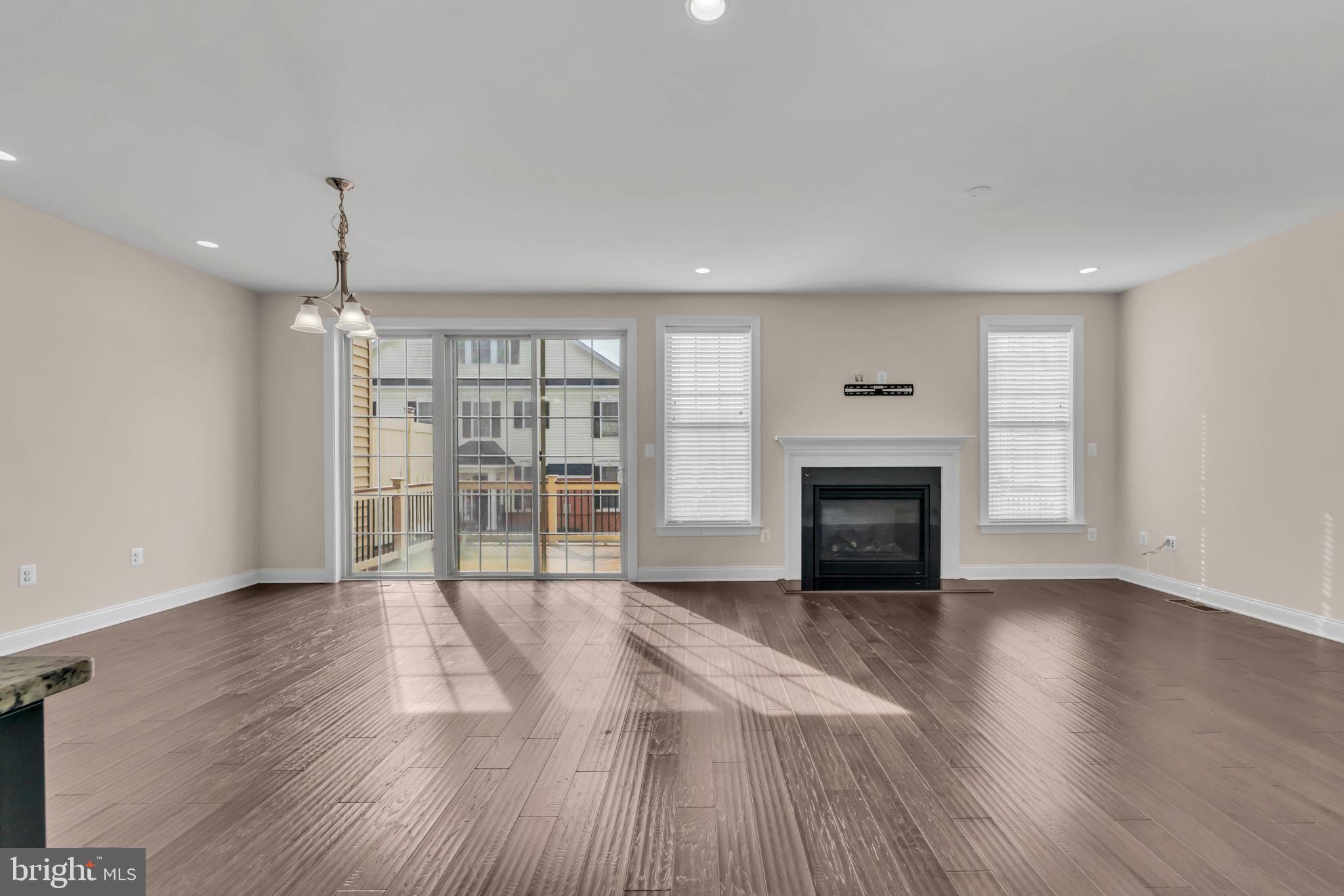 MOOREFIELD STATION - Residential