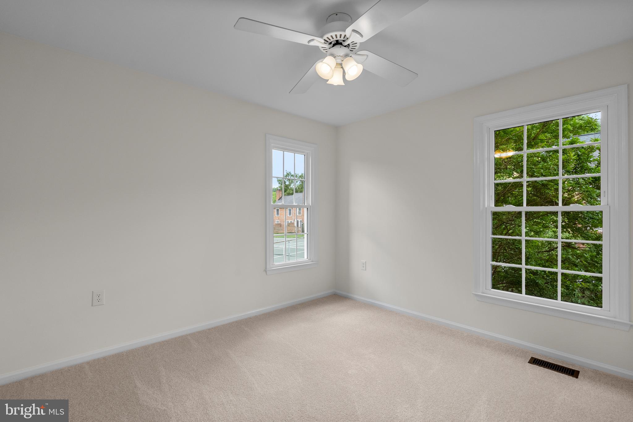 WINDGATE II - Residential