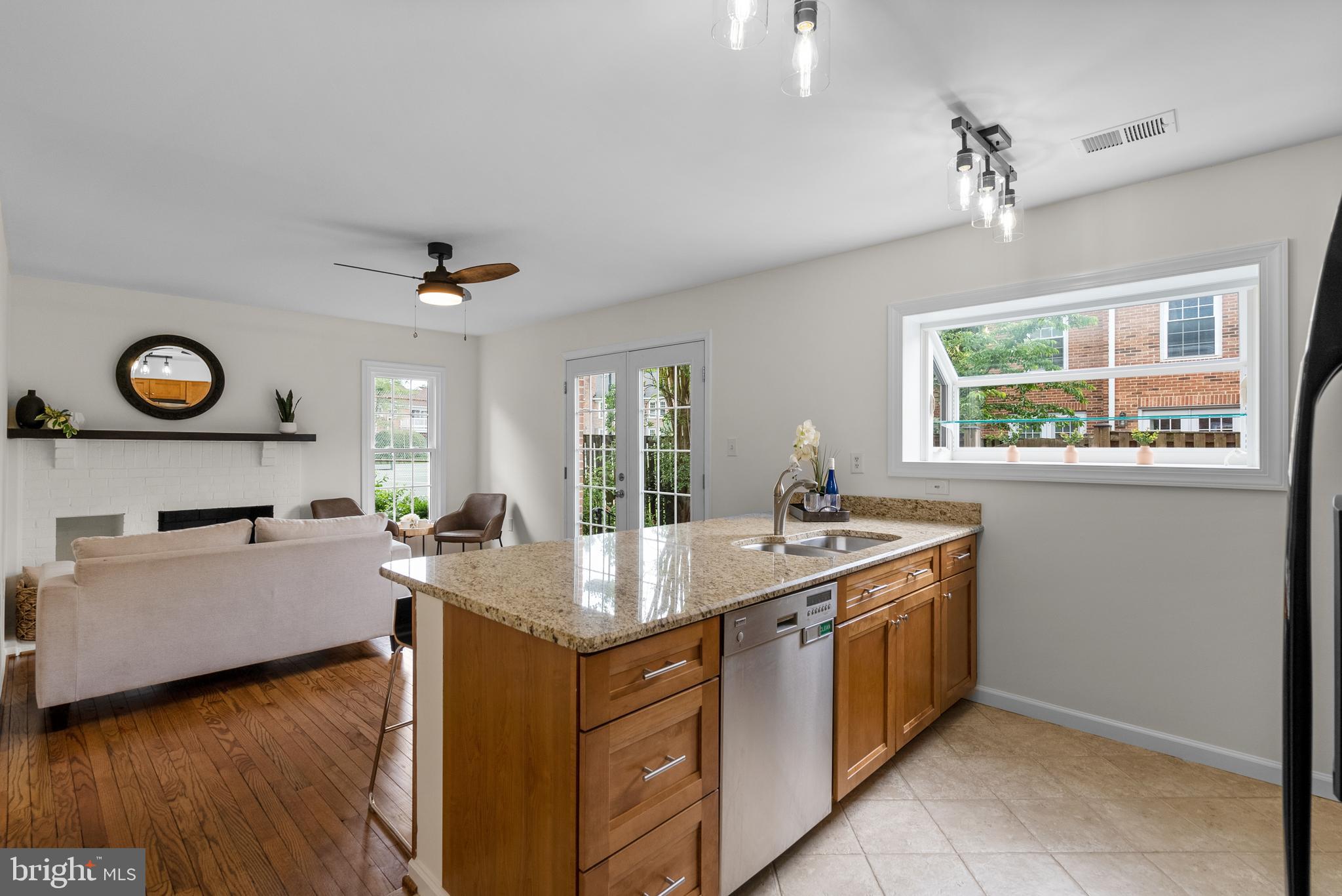 WINDGATE II - Residential