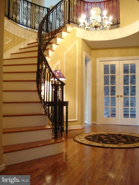 LOCUST GROVE ESTATES SUB - Residential