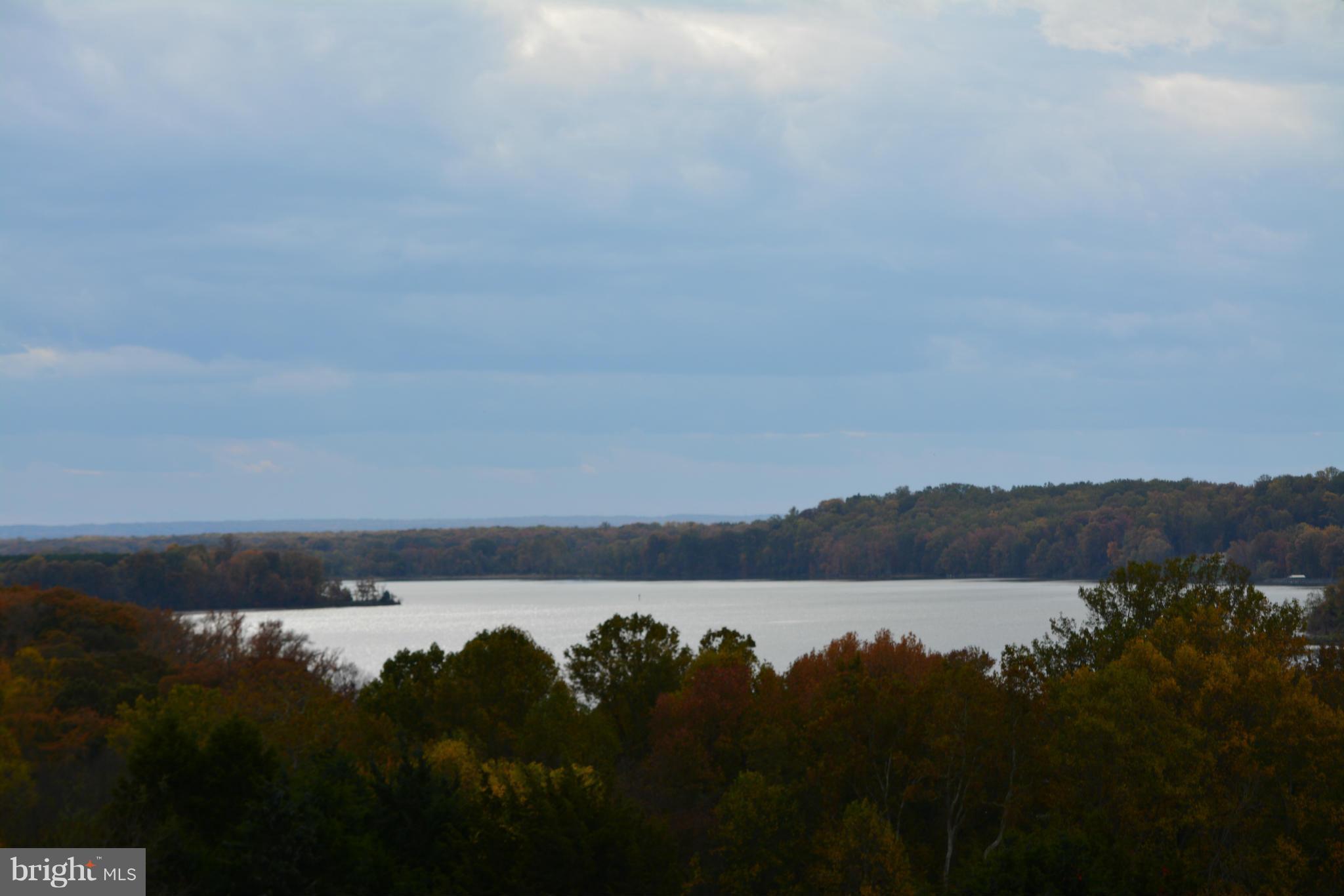 LOCUST GROVE ESTATES SUB - Residential