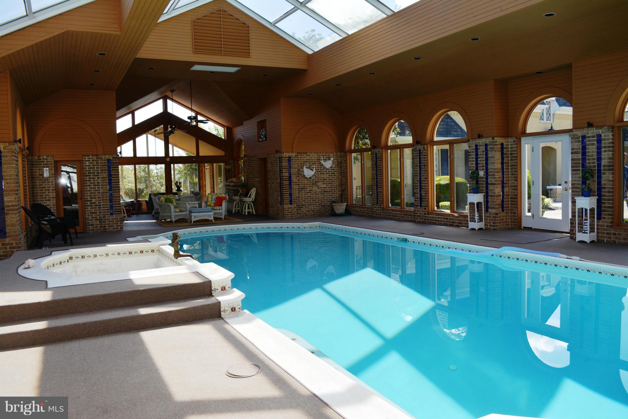 LOCUST GROVE ESTATES SUB - Residential