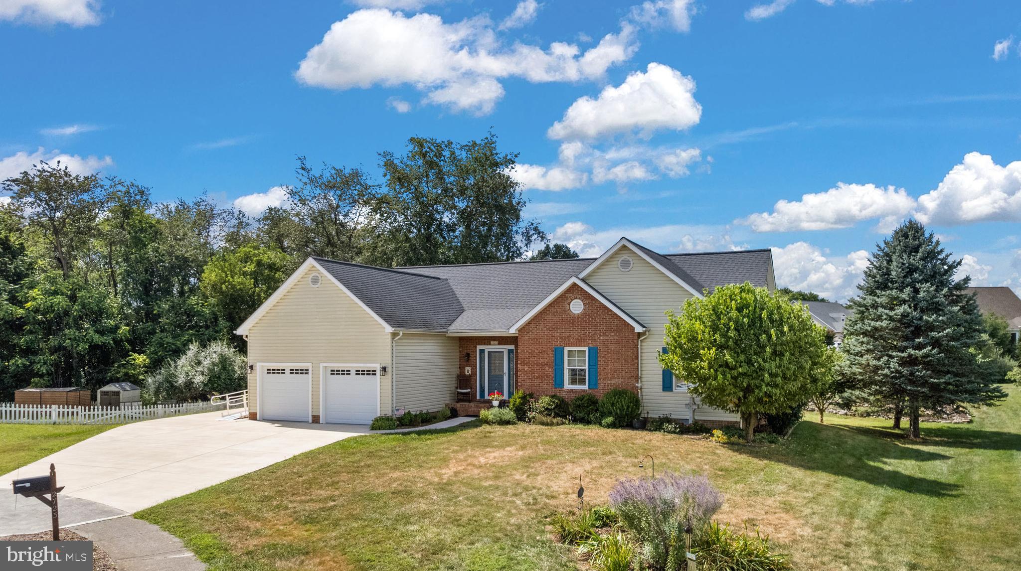 2723 WINDWOOD DRIVE