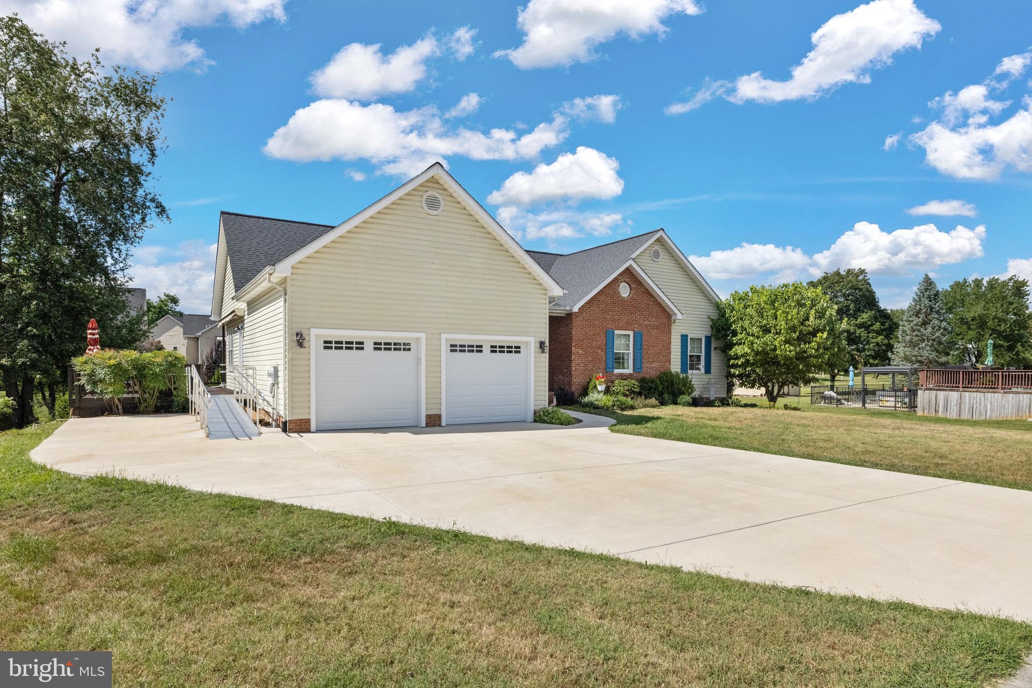 WESTRIDGE - Residential