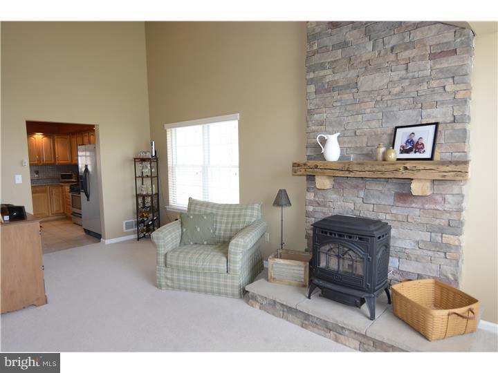 CARRIAGE POINT EST - Residential