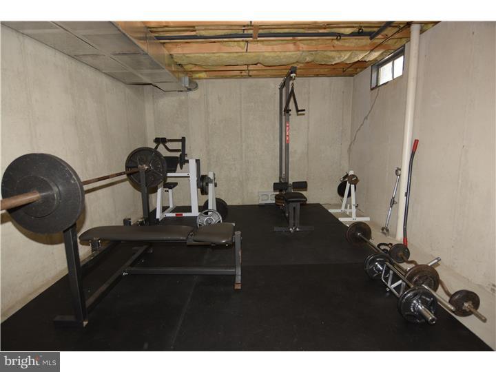 CARRIAGE POINT EST - Residential