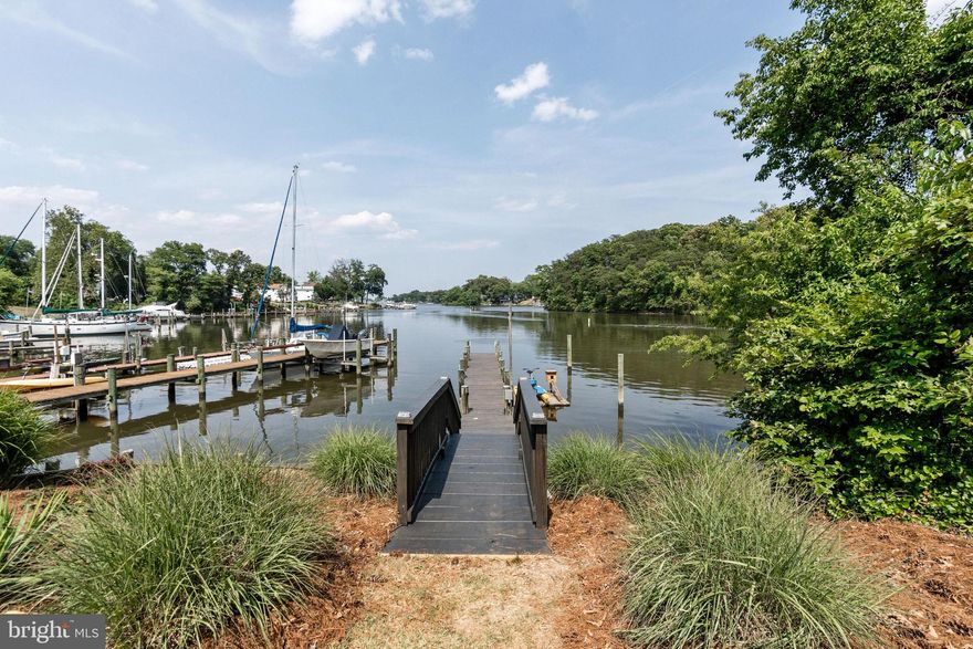 Stunning Deep Water Waterfront completely updated with all the bells & whistles!! No detail has been overlooked from spectacular gourmet kitchen to fabulous great rm boasting waterfront views from every angle! Open concept main level with updated kitchen, hardwood flooring, bedroom and full bath, fireplace in the living room, deck with ample space. Amazing primary suite with deck with amazing water views also with private bath including walk in shower jetted tub. Wraparound porch, oversized 2 car garage w/ upper level. Protected Private pier just steps away! This waterfront has it all!