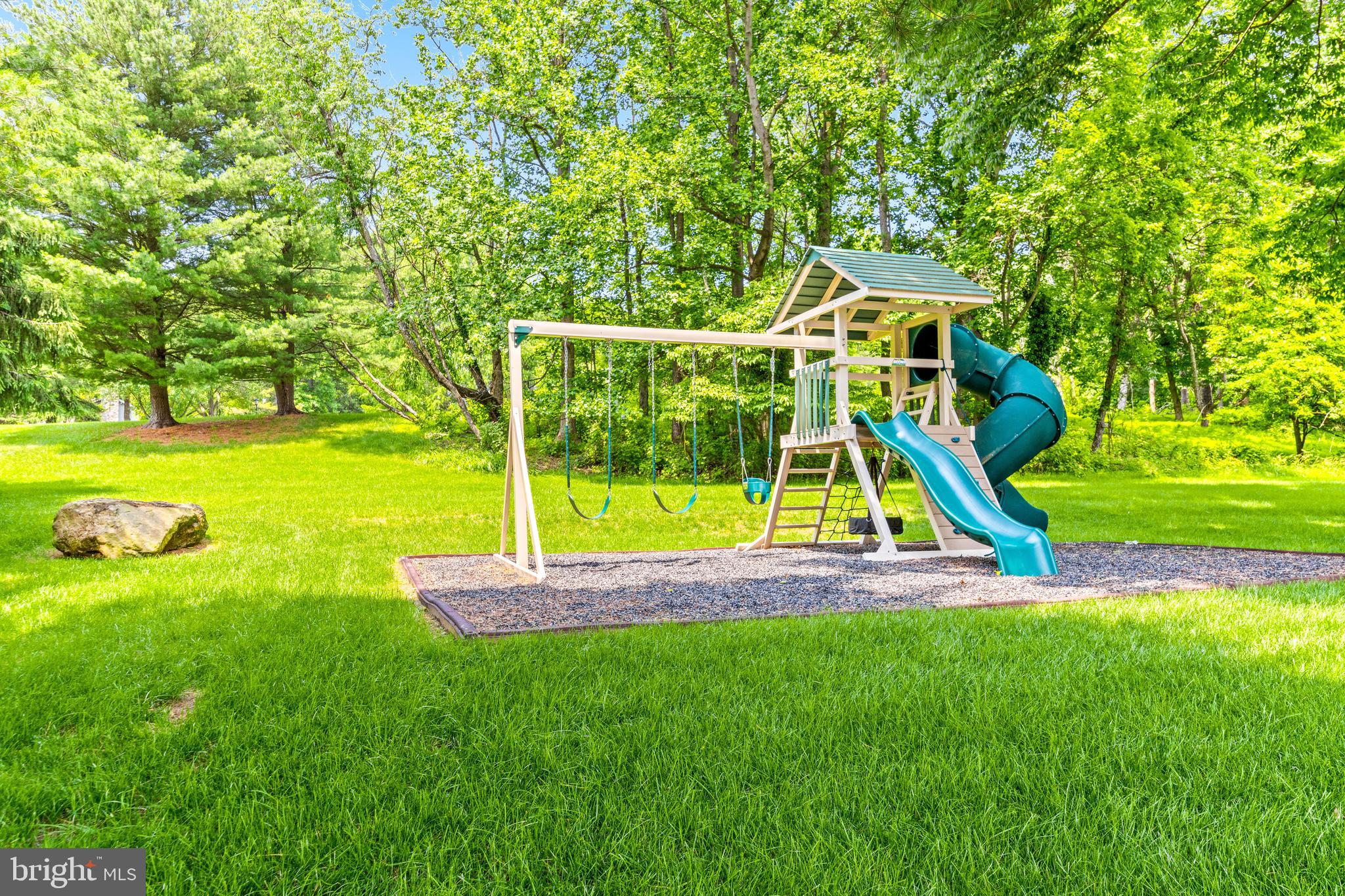 ROCKLAND - Residential