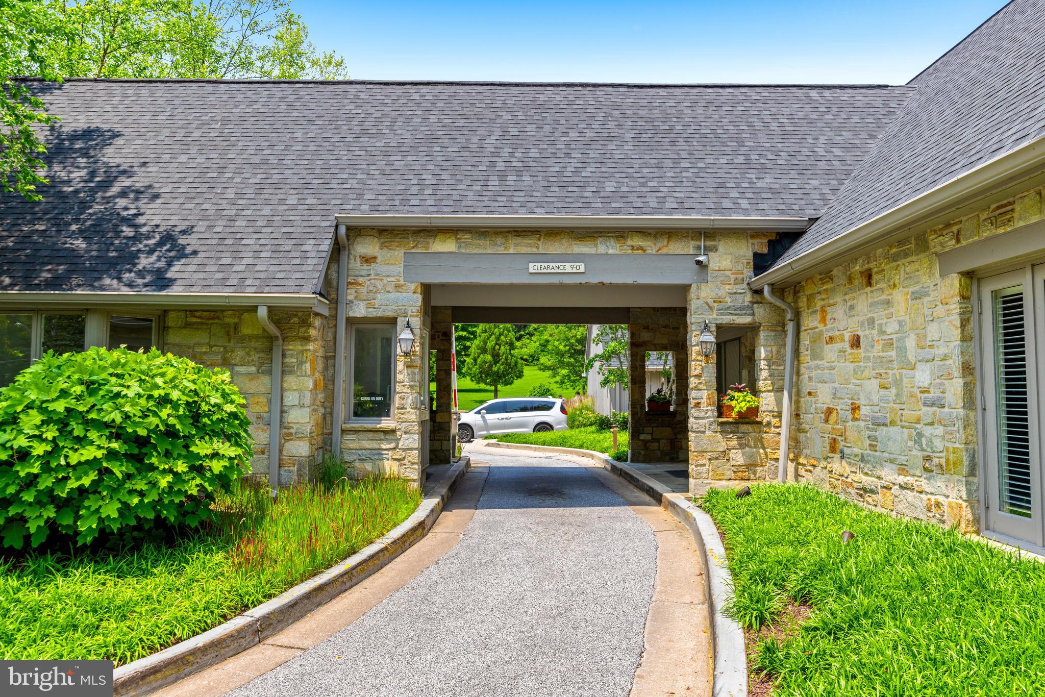 ROCKLAND - Residential