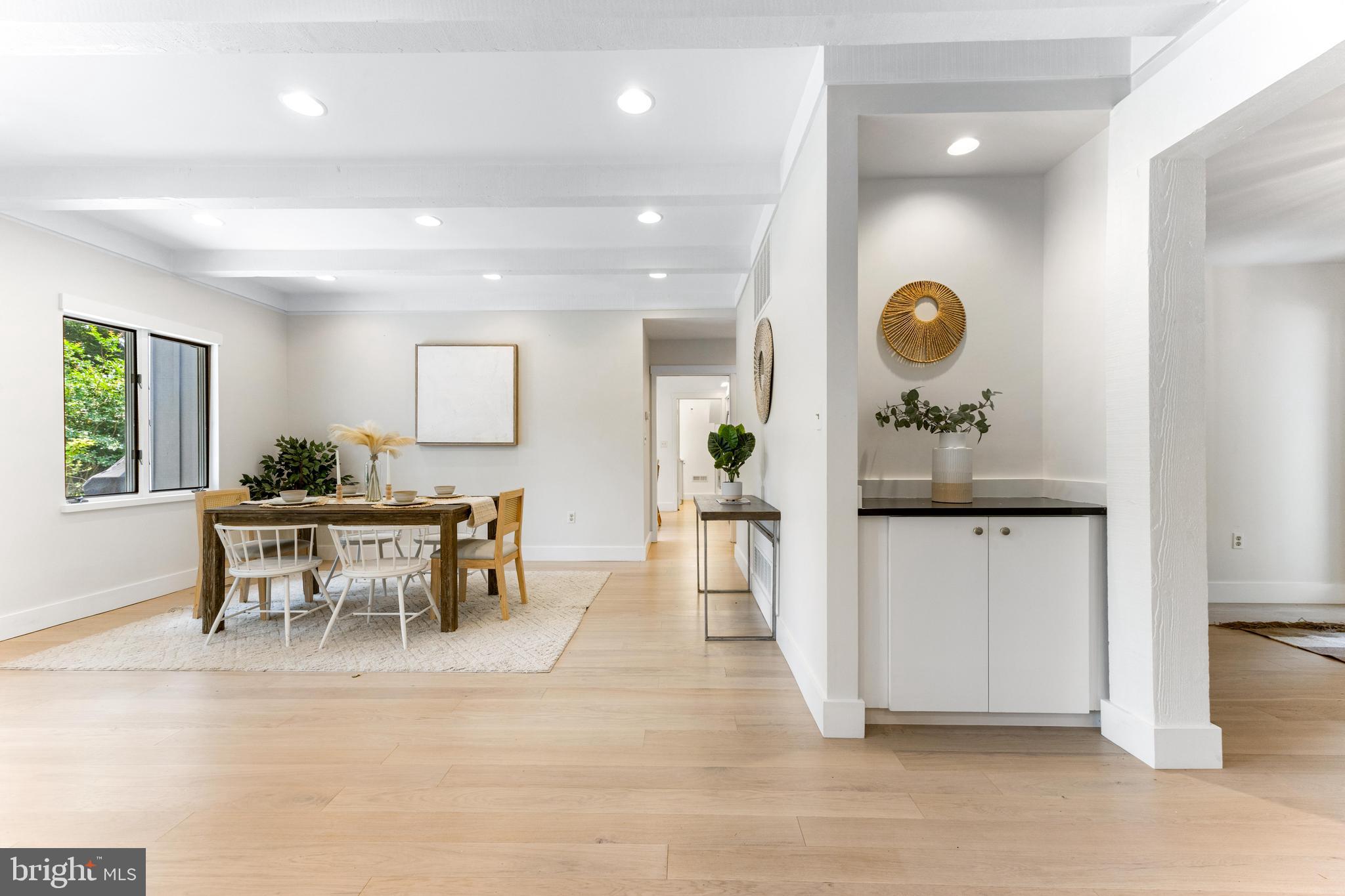 ROCKLAND - Residential