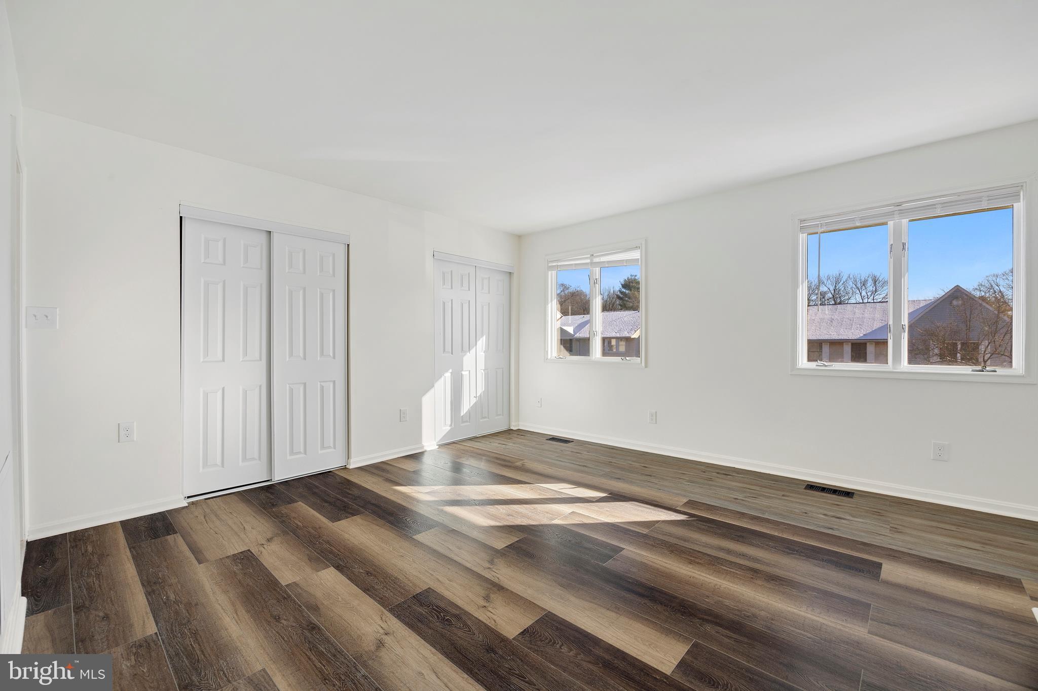 STONEYBROOKE VILLAGE - Residential Lease