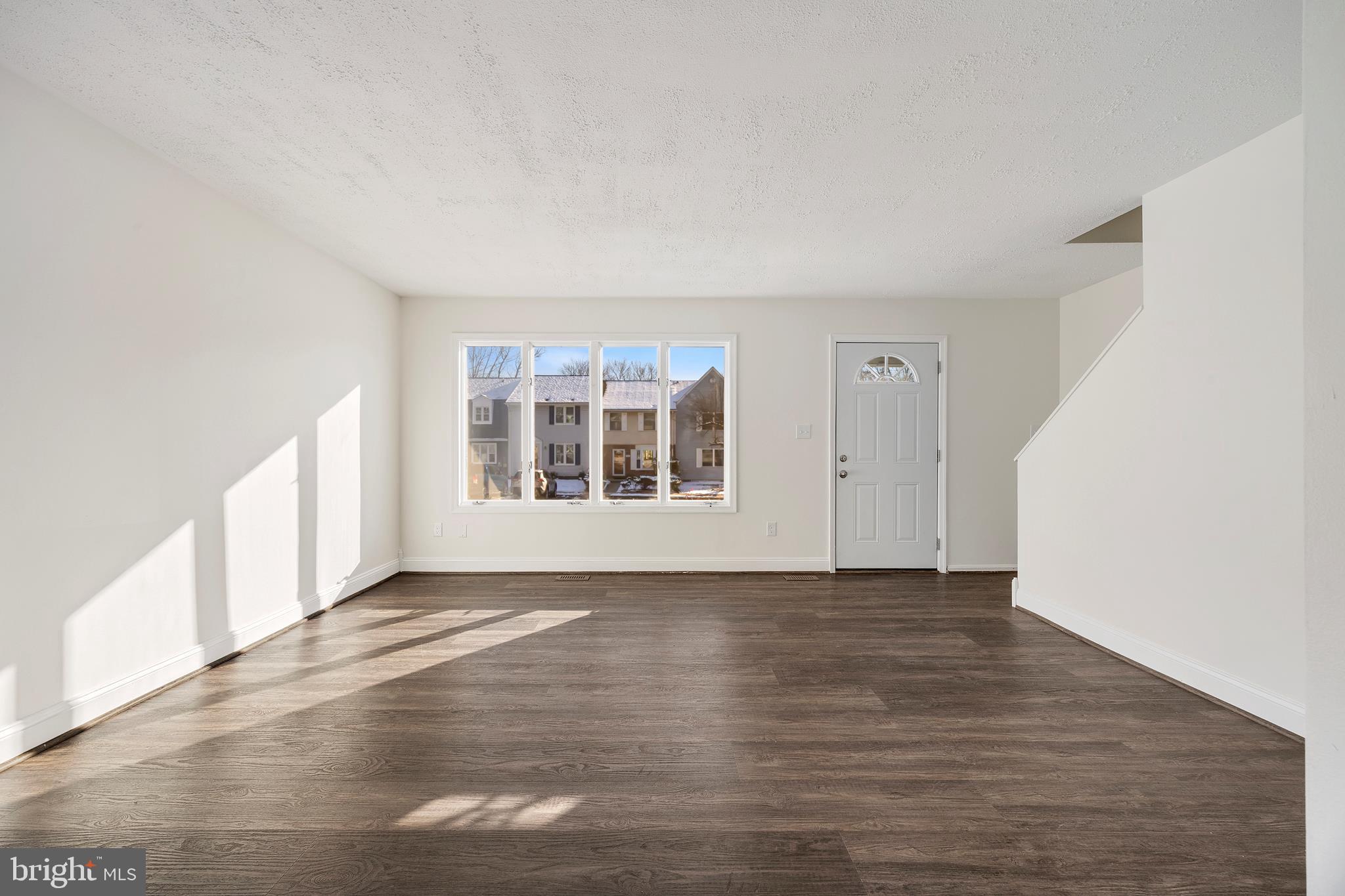 STONEYBROOKE VILLAGE - Residential Lease