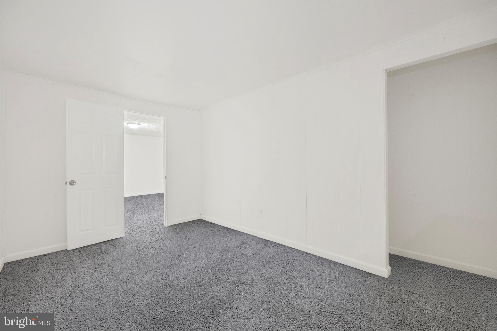 STONEYBROOKE VILLAGE - Residential Lease