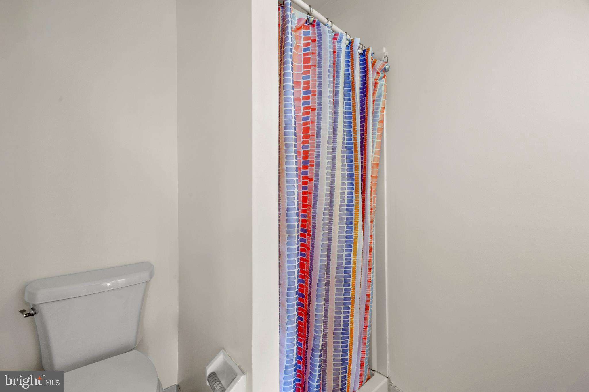 STONEYBROOKE VILLAGE - Residential Lease