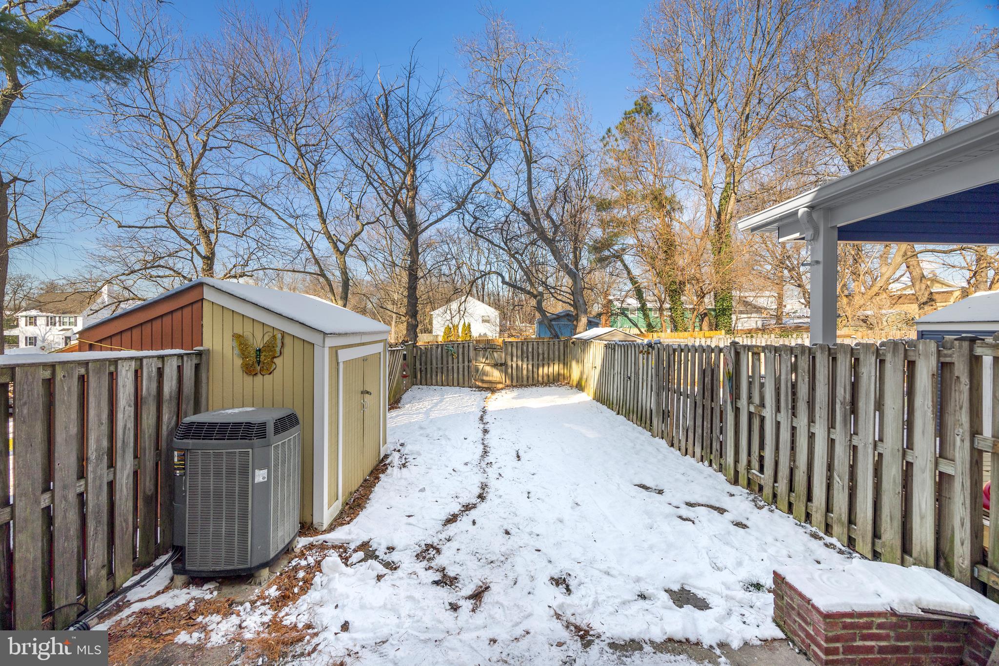 STONEYBROOKE VILLAGE - Residential Lease