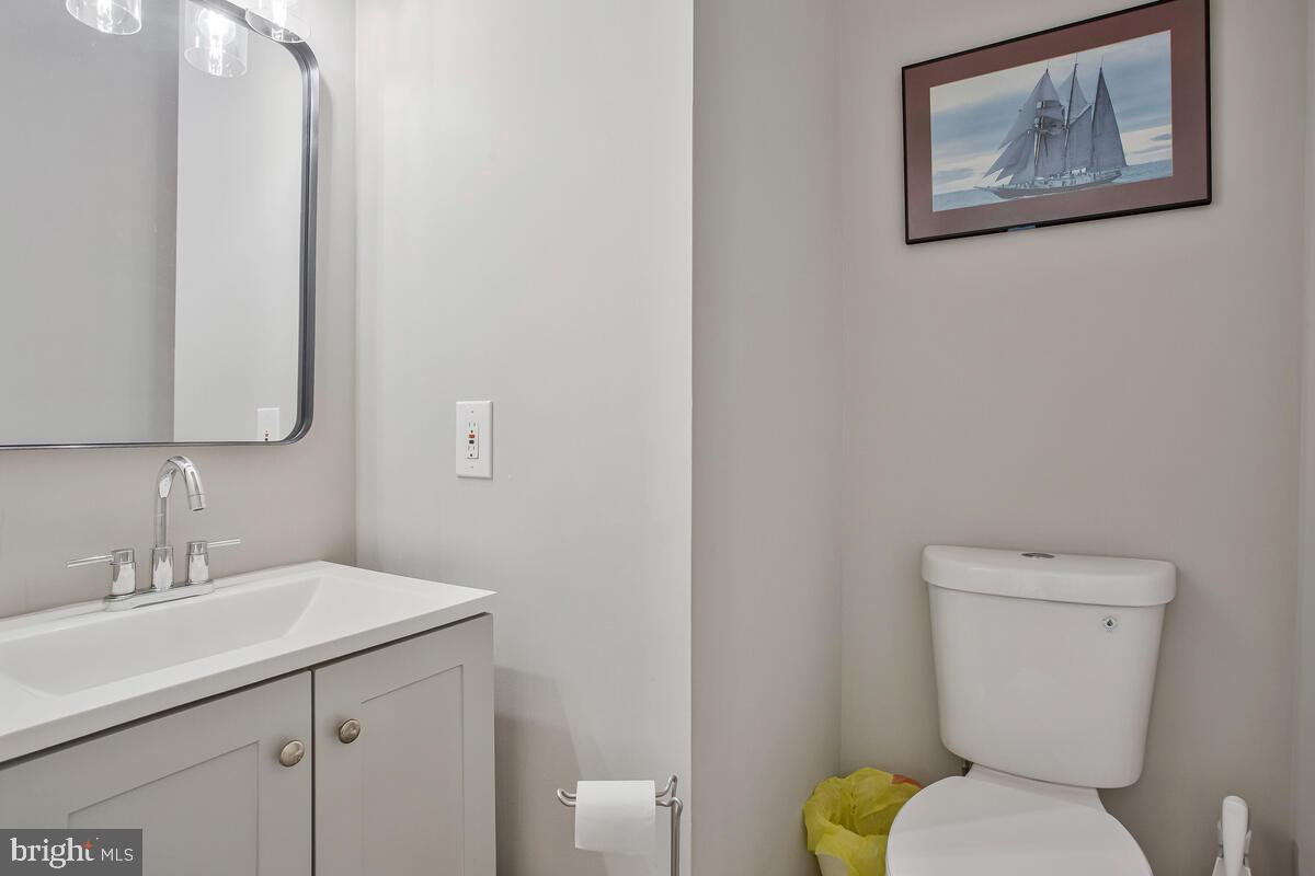 PERRYWOOD - Residential Lease