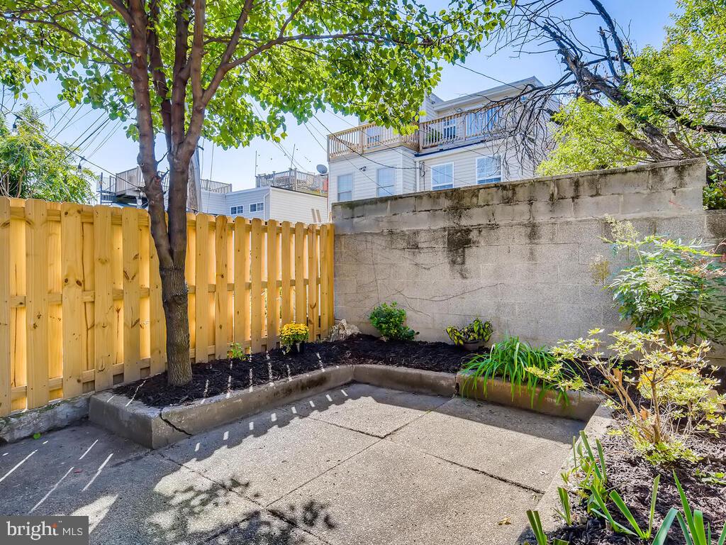 BUTCHER'S HILL - Residential