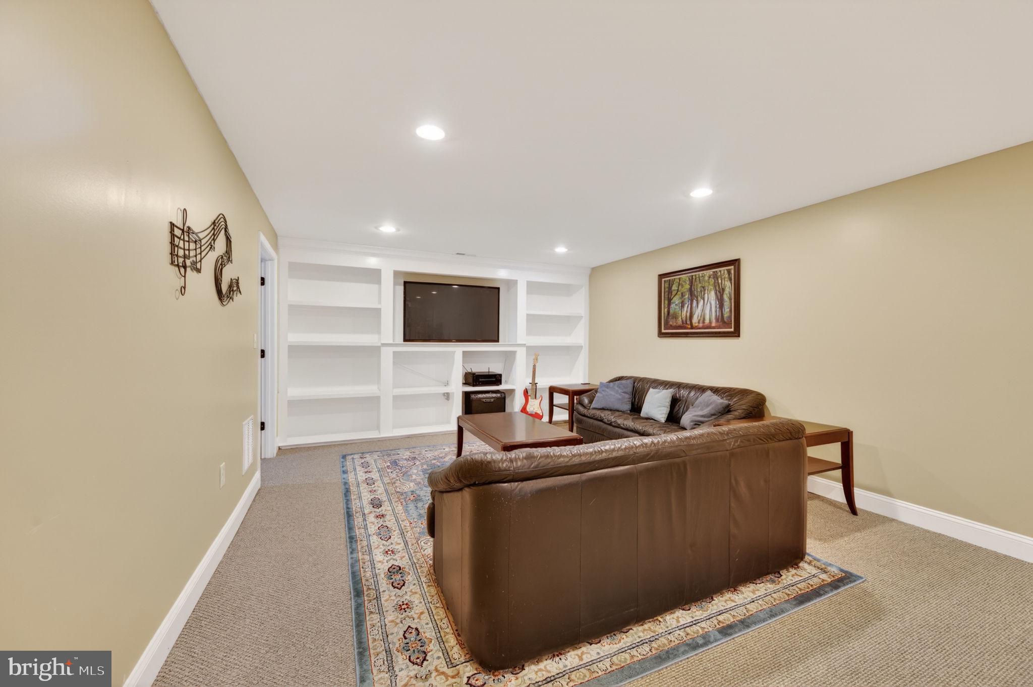 BERRYWOOD RIDGE - Residential