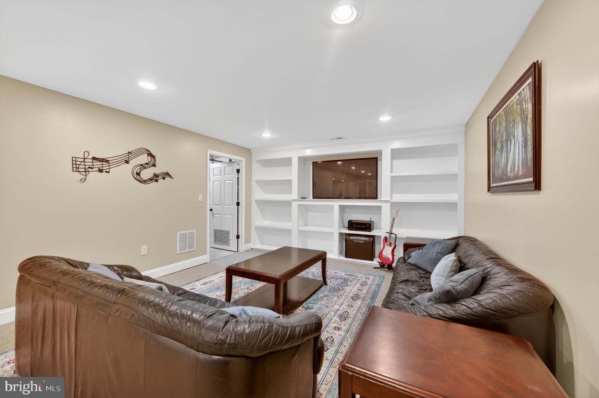 BERRYWOOD RIDGE - Residential