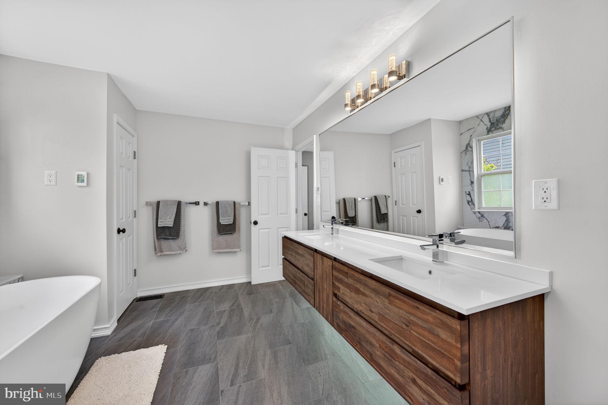 BERRYWOOD RIDGE - Residential