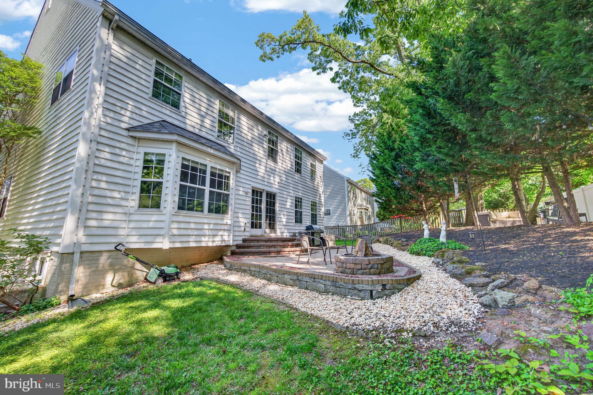 BERRYWOOD RIDGE - Residential