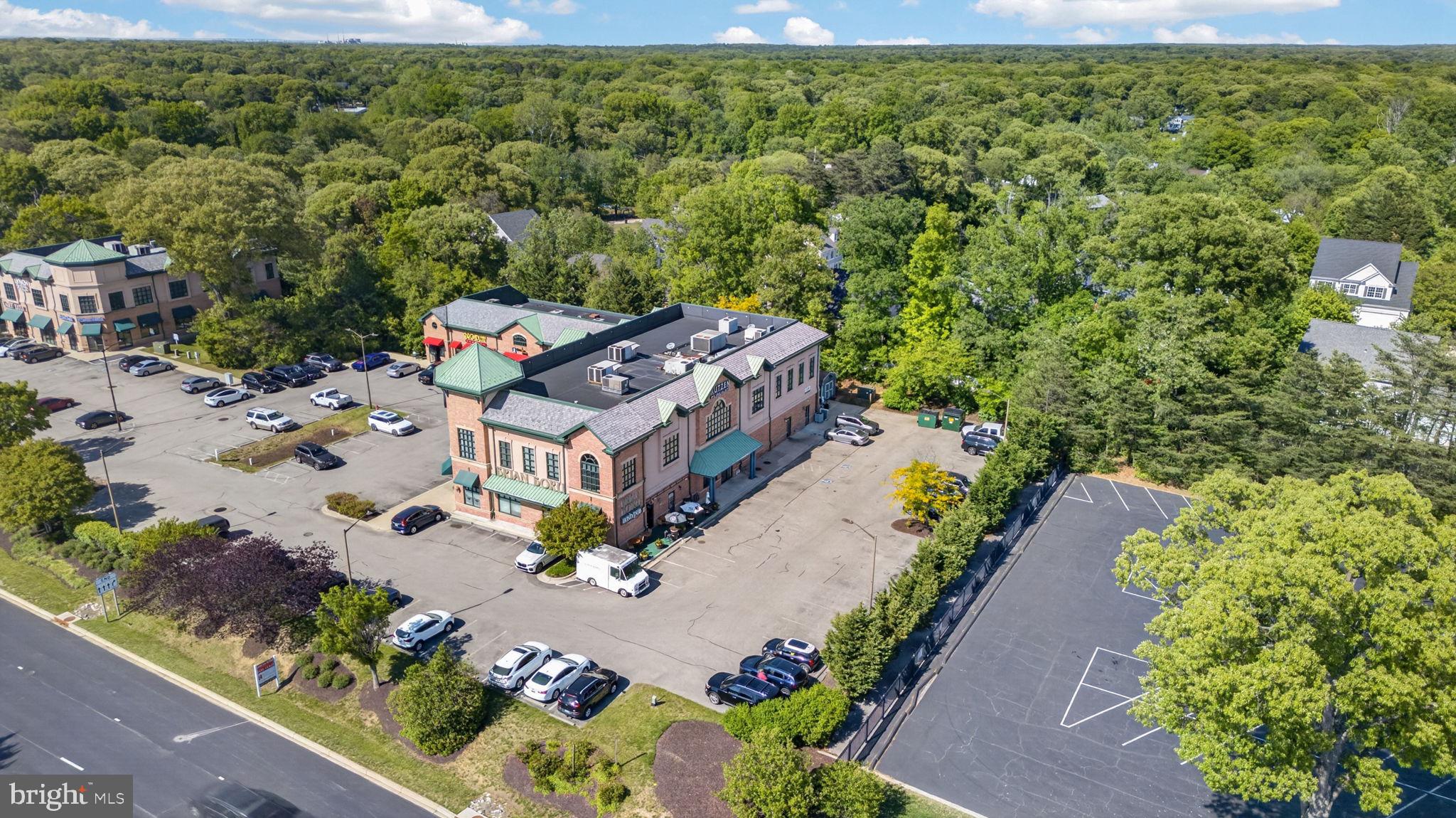 BERRYWOOD RIDGE - Residential