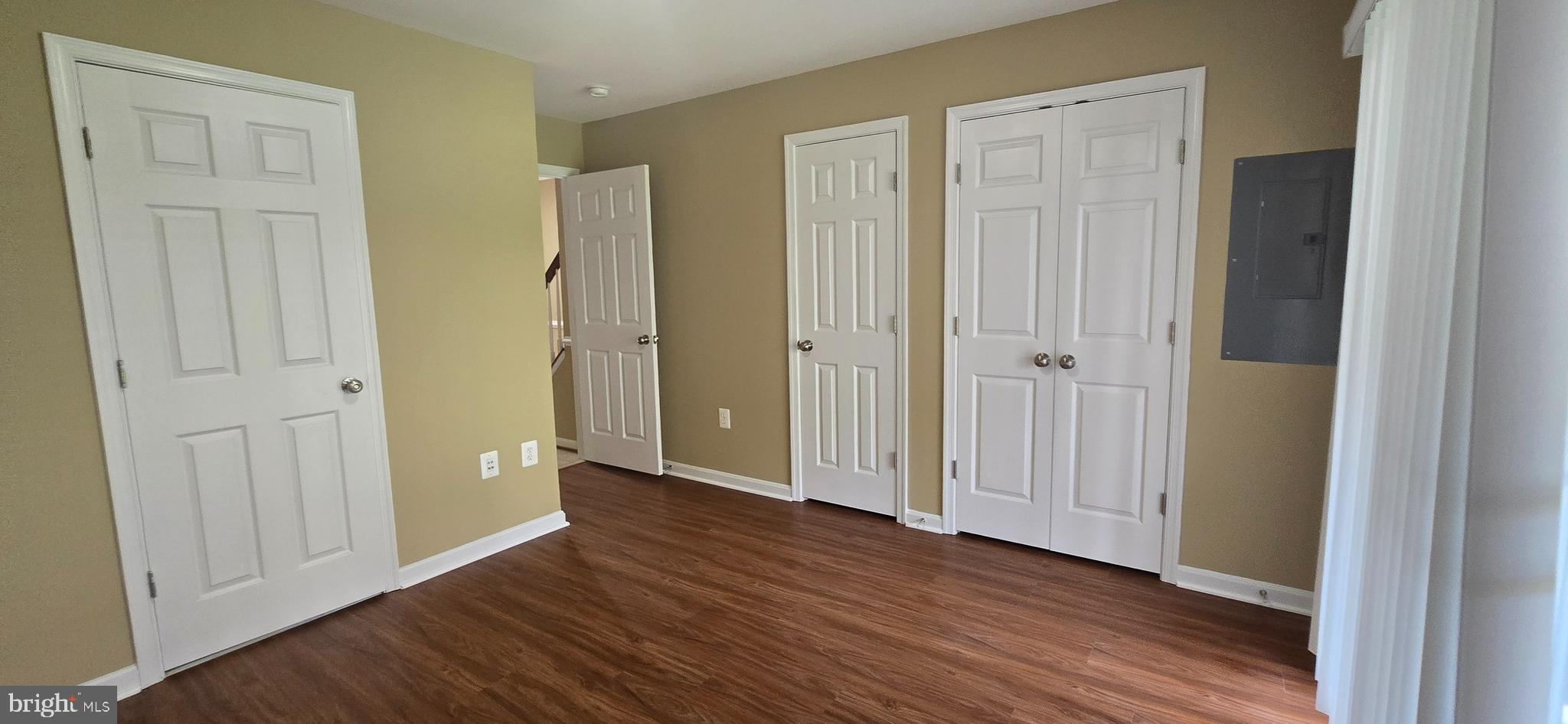 POWELLS RUN VILLAGE COND - Residential Lease