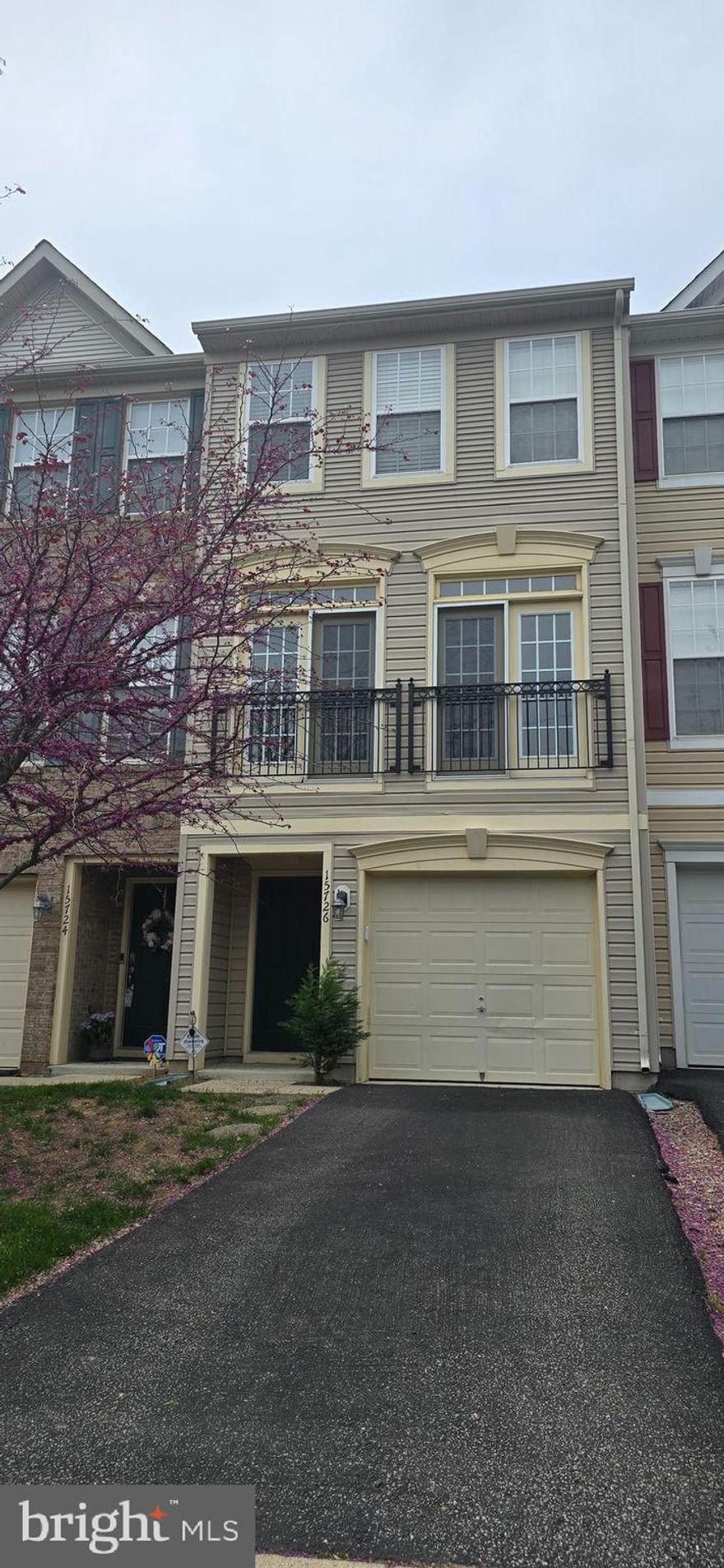 Welcome to this stunning 3 bedroom, 3.5 bathroom townhouse style condo in the sought after Powells Run Village community. Fresh paint, new laminate floors.  Available immediately. This community is  convenient to many amenities! The amenities include a pool, tot lot, tennis courts, recreation facility, walking trails, playgrounds, and open spaces! Commuters will just love the easy access to I-95, Route 1, the VRE (3 miles away), commuter lot and everyone will love the nearby shopping, dining, and entertainment choices nearby including Stonebridge at Potomac Town Center just 1.6 miles away. Also convenient is Sentara Hospital only 2 miles away. And Leesylvania State Park is 3 miles away! So much to enjoy nearby! Enjoy warm days relaxing with friends and family on the deck or patio with amazing views that overlooks the grassy common area/open space. This townhome has it all, complete with your own garage, a beautiful open and spacious kitchen with stainless steel appliances and luxurious granite countertops, & 3 spacious bedrooms throughout. The entry level bedroom is versatile room that has access to its own private bath and is equipped with its own separate entrance/sliding door from the patio. You really don't want to miss out on this one!