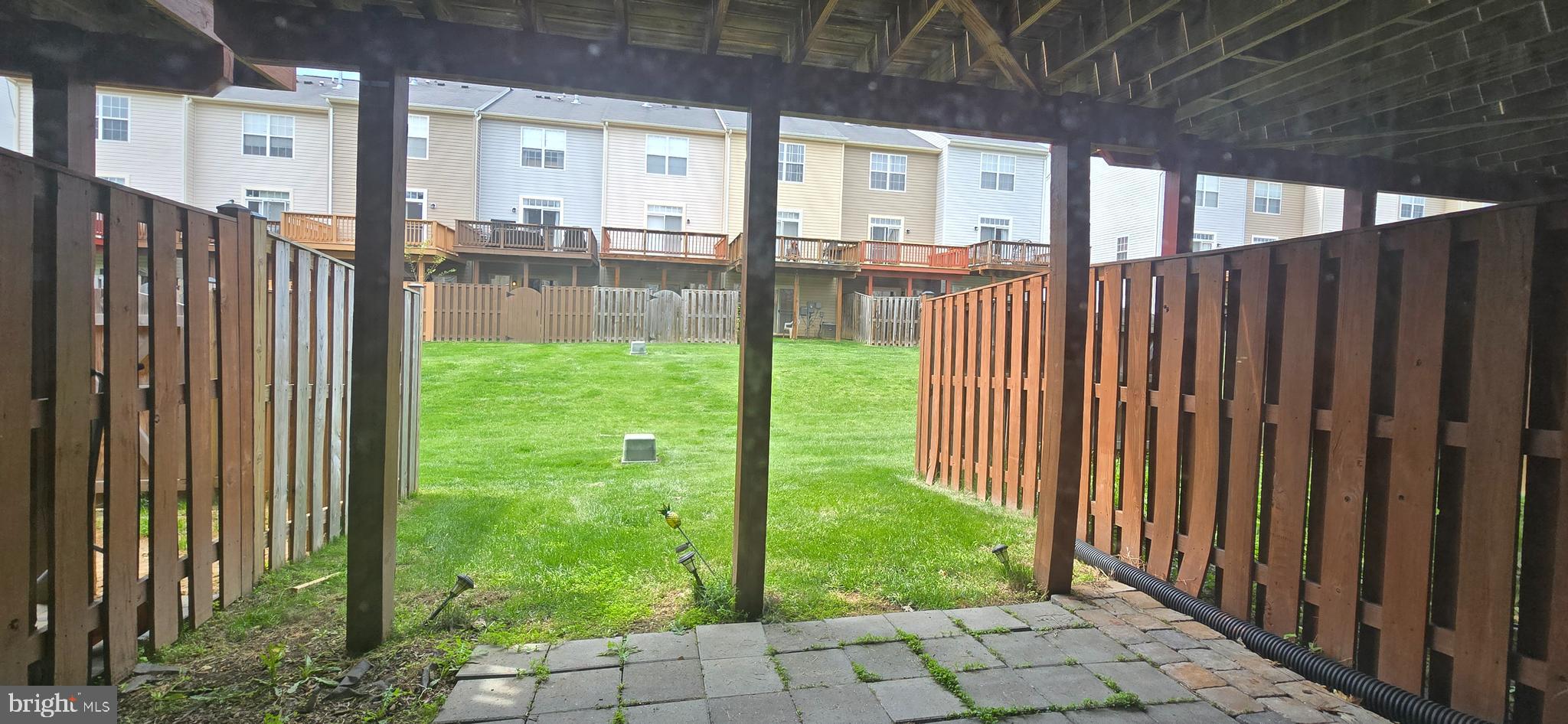 POWELLS RUN VILLAGE COND - Residential Lease