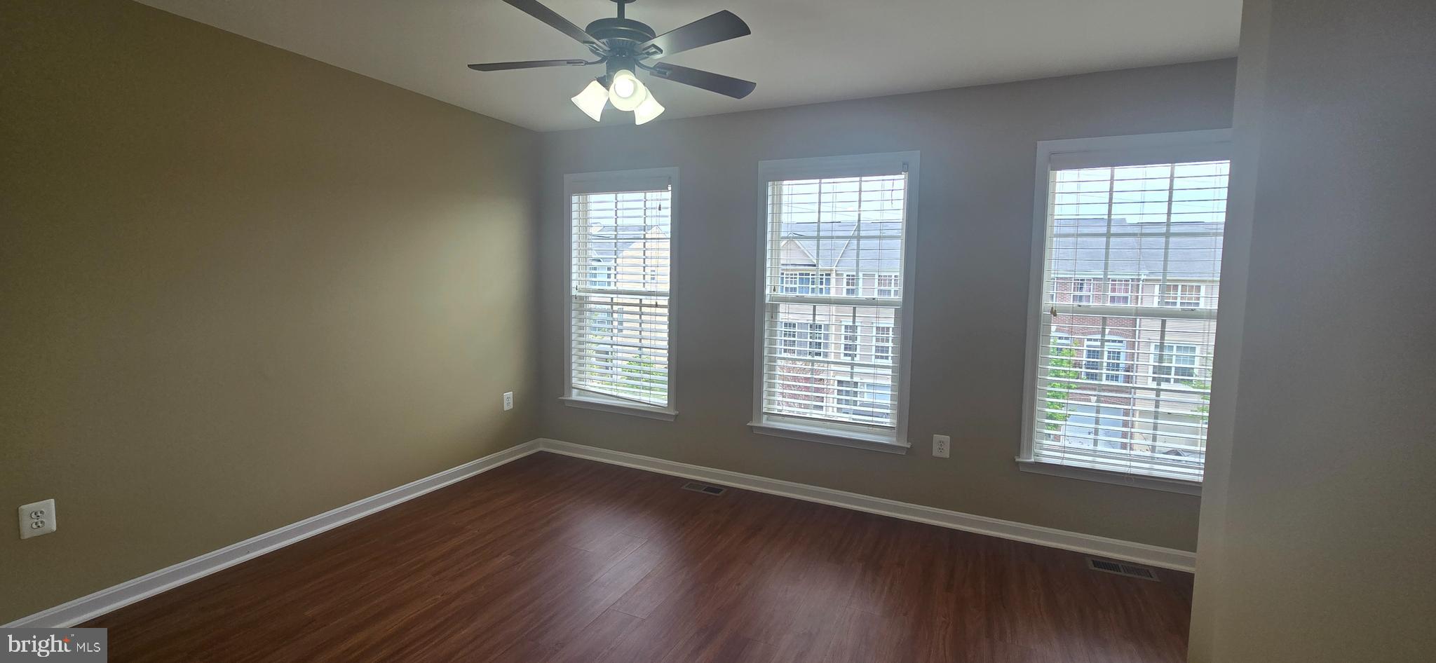 POWELLS RUN VILLAGE COND - Residential Lease