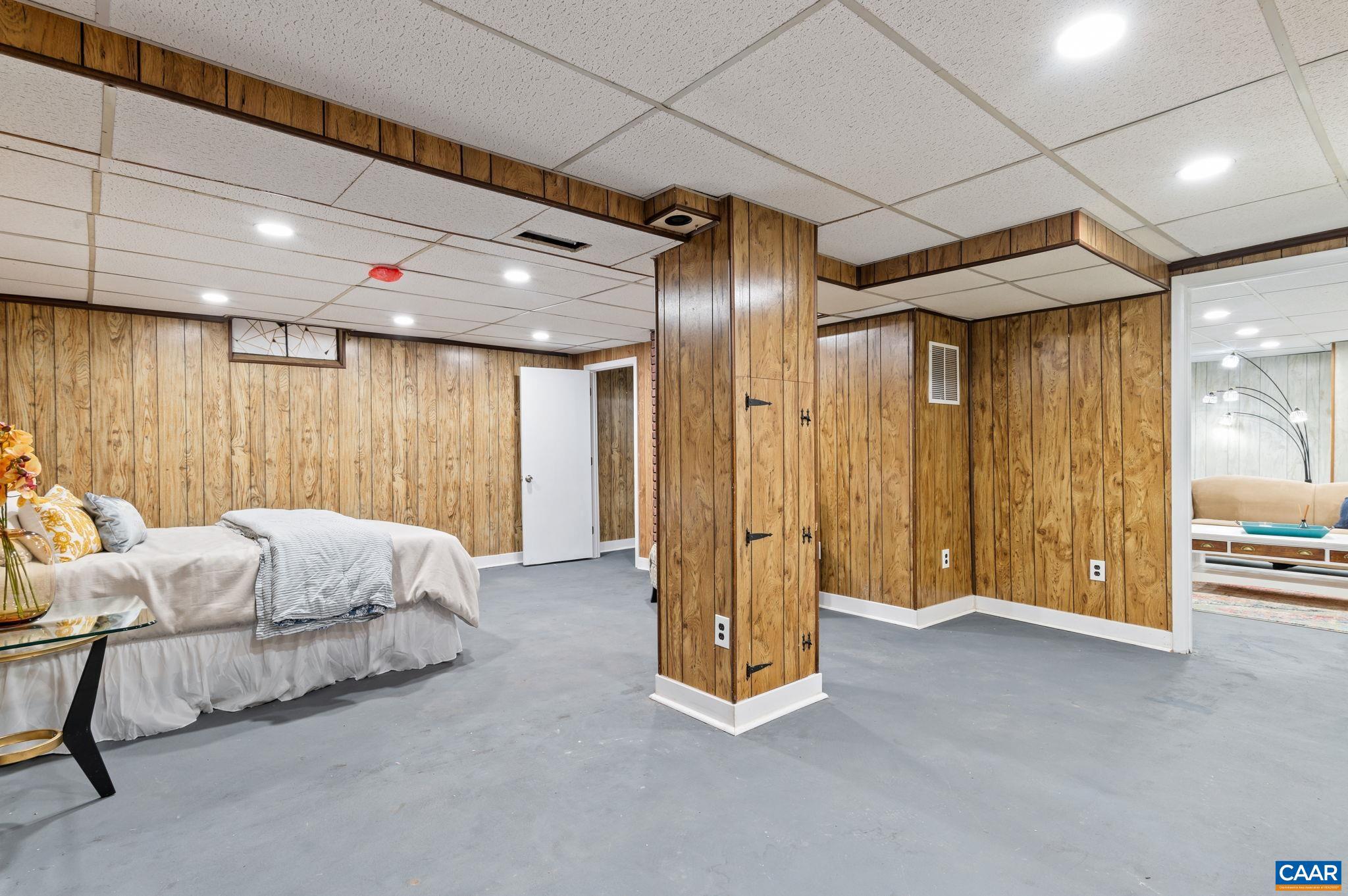 FOREST HOME ESTATES - Residential