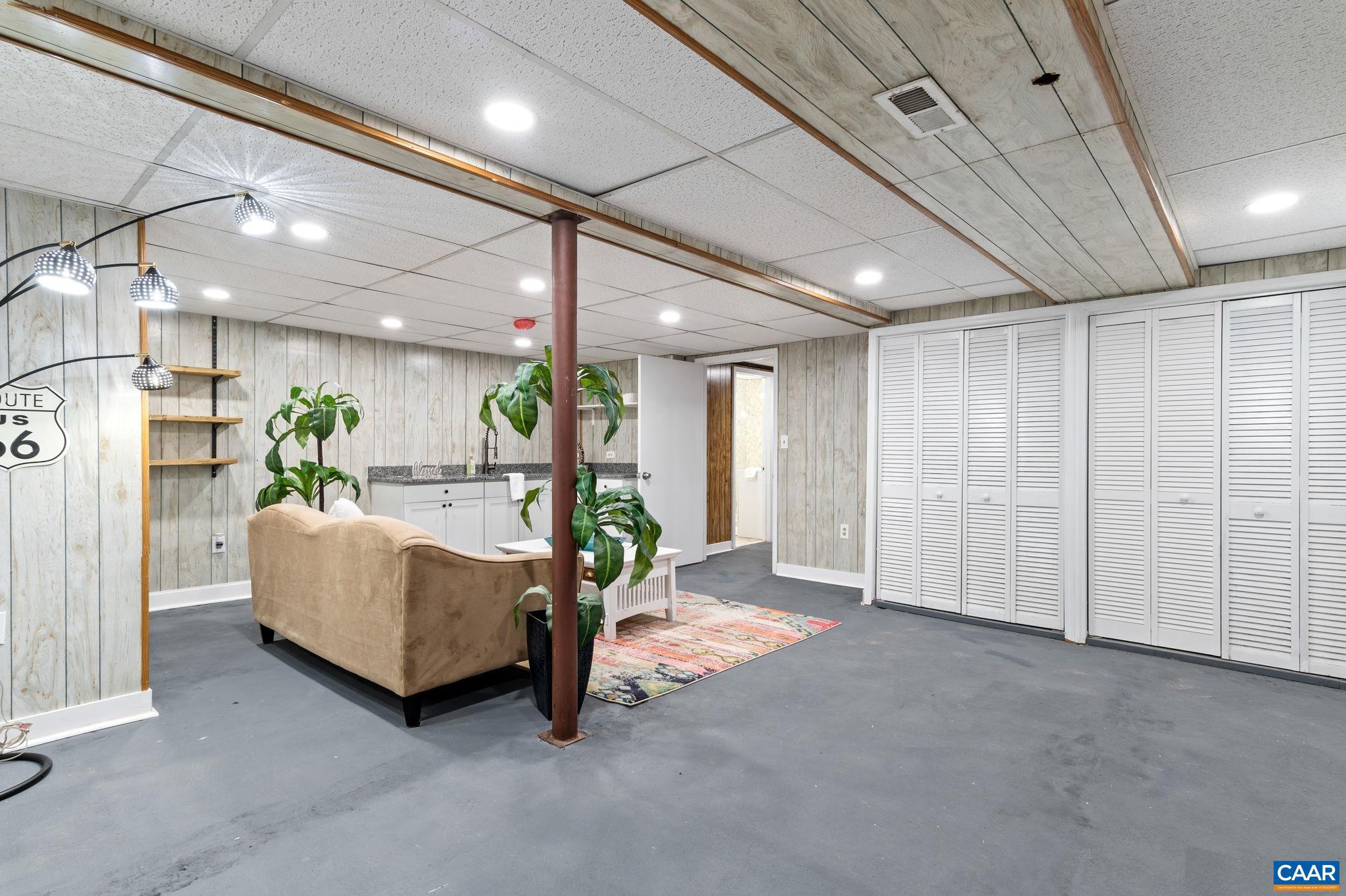 FOREST HOME ESTATES - Residential