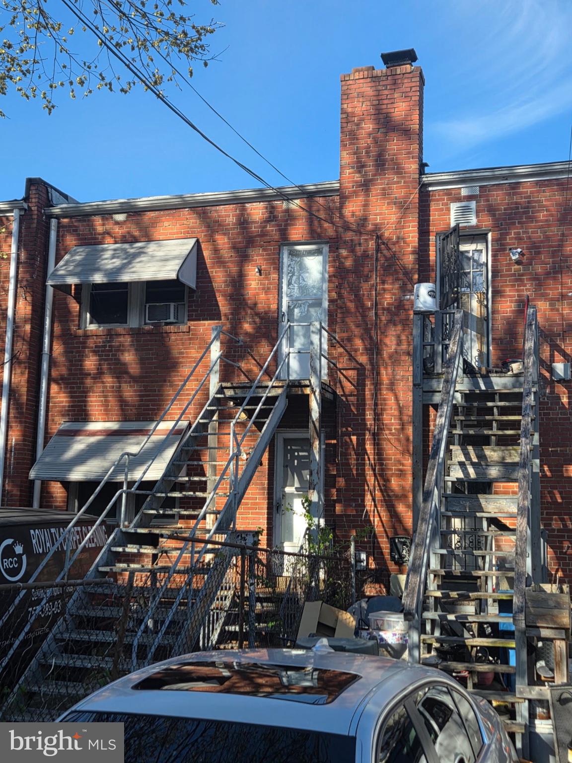 66 FARRAGUT PLACE NW