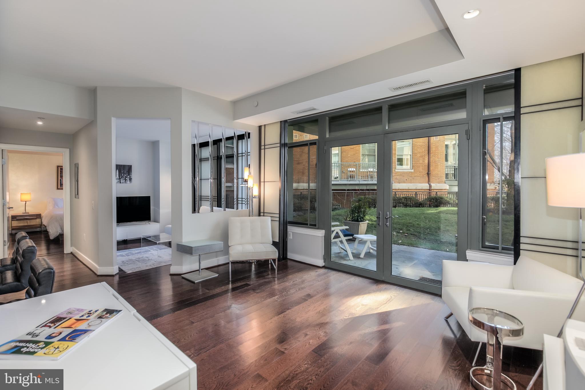 2425 L STREET NW 211