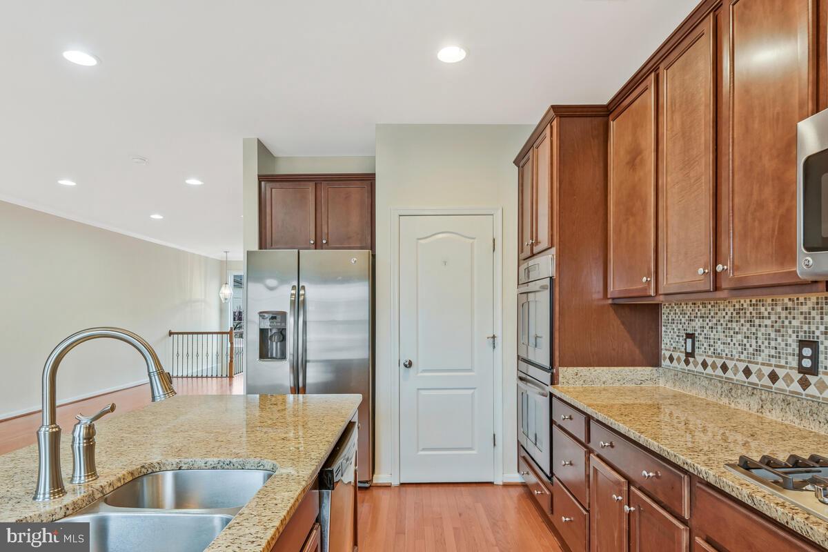STONE RIDGE - Residential Lease